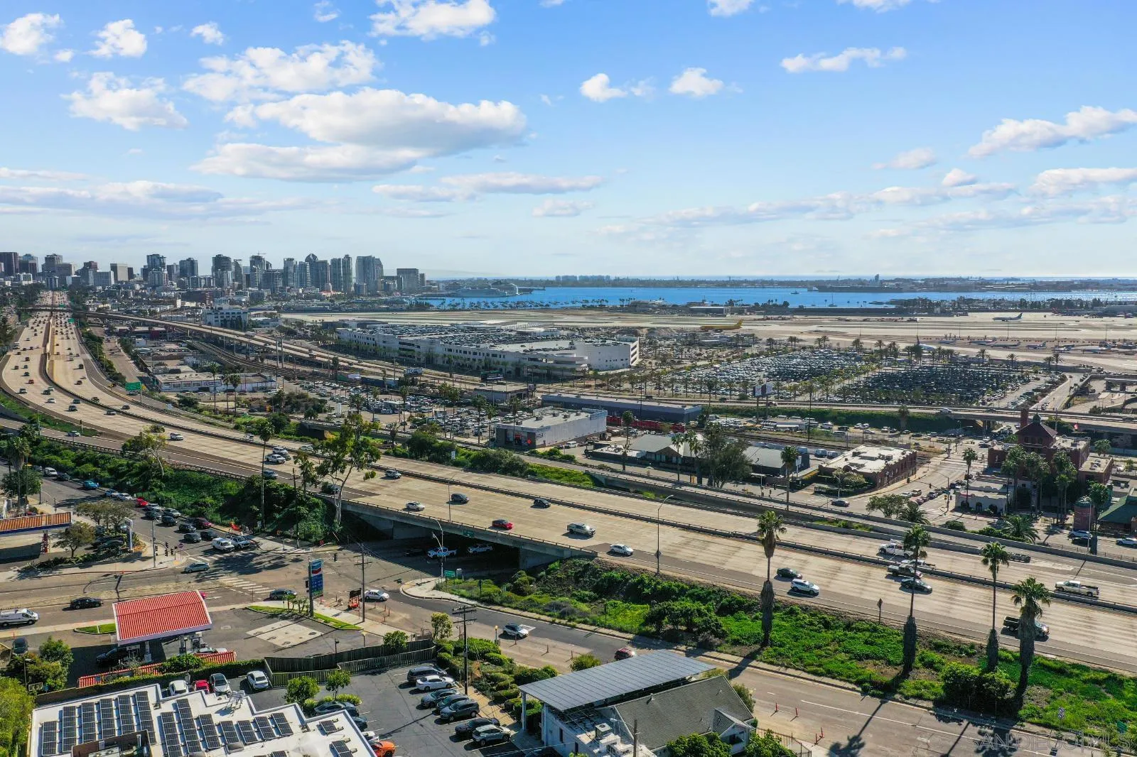 https://cdn.realtyfeed.com/cdn/127/260002746/908cf2c0ad4af729df98ba4d5e2c2600.webp