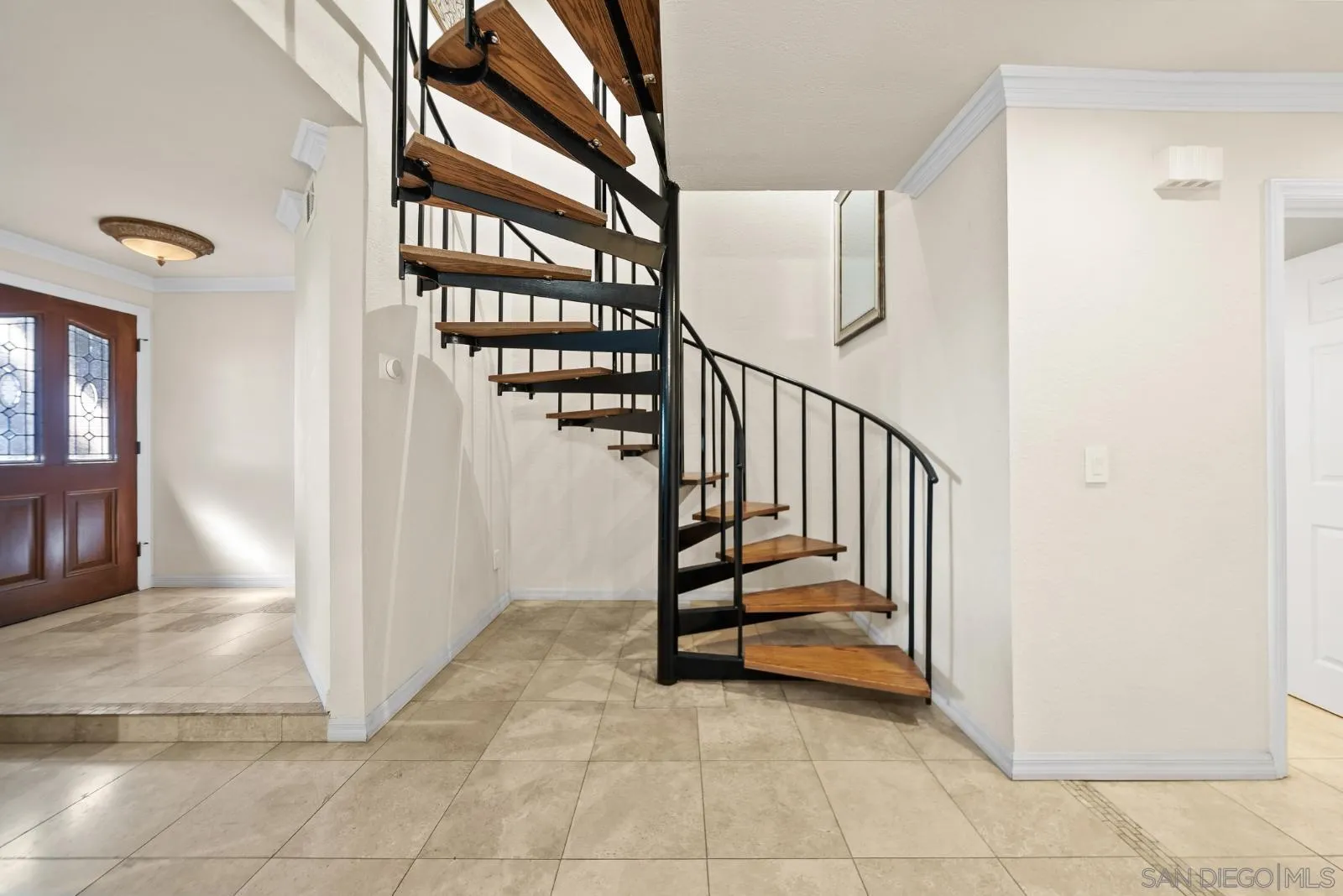 https://cdn.realtyfeed.com/cdn/127/260002746/b95a00ac9e4fe6617f8ade845b353ec3.webp
