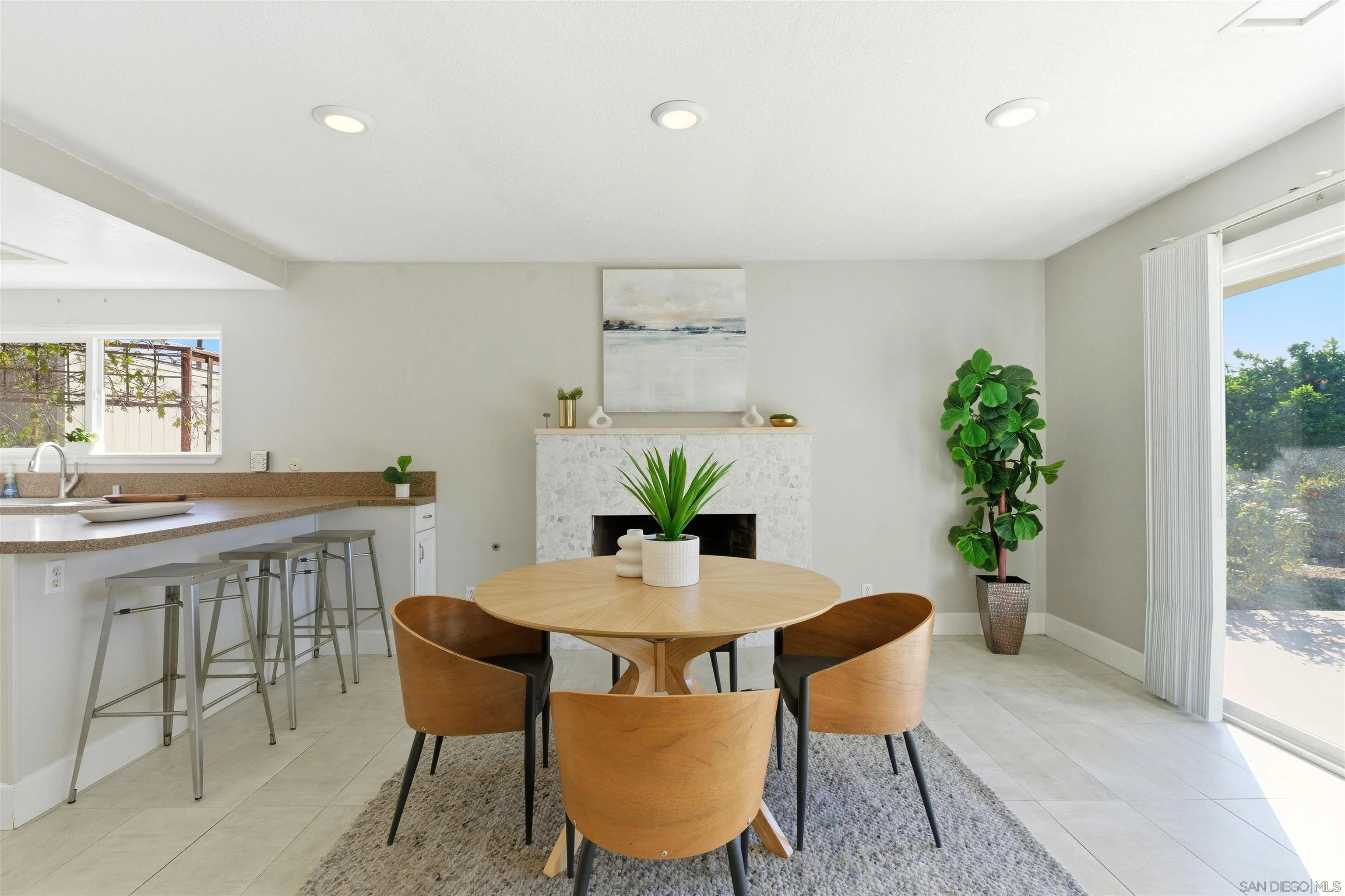 https://cdn.realtyfeed.com/cdn/127/260002748/60d872d76af5b3a6820ea0d1fc9a5fc4.webp