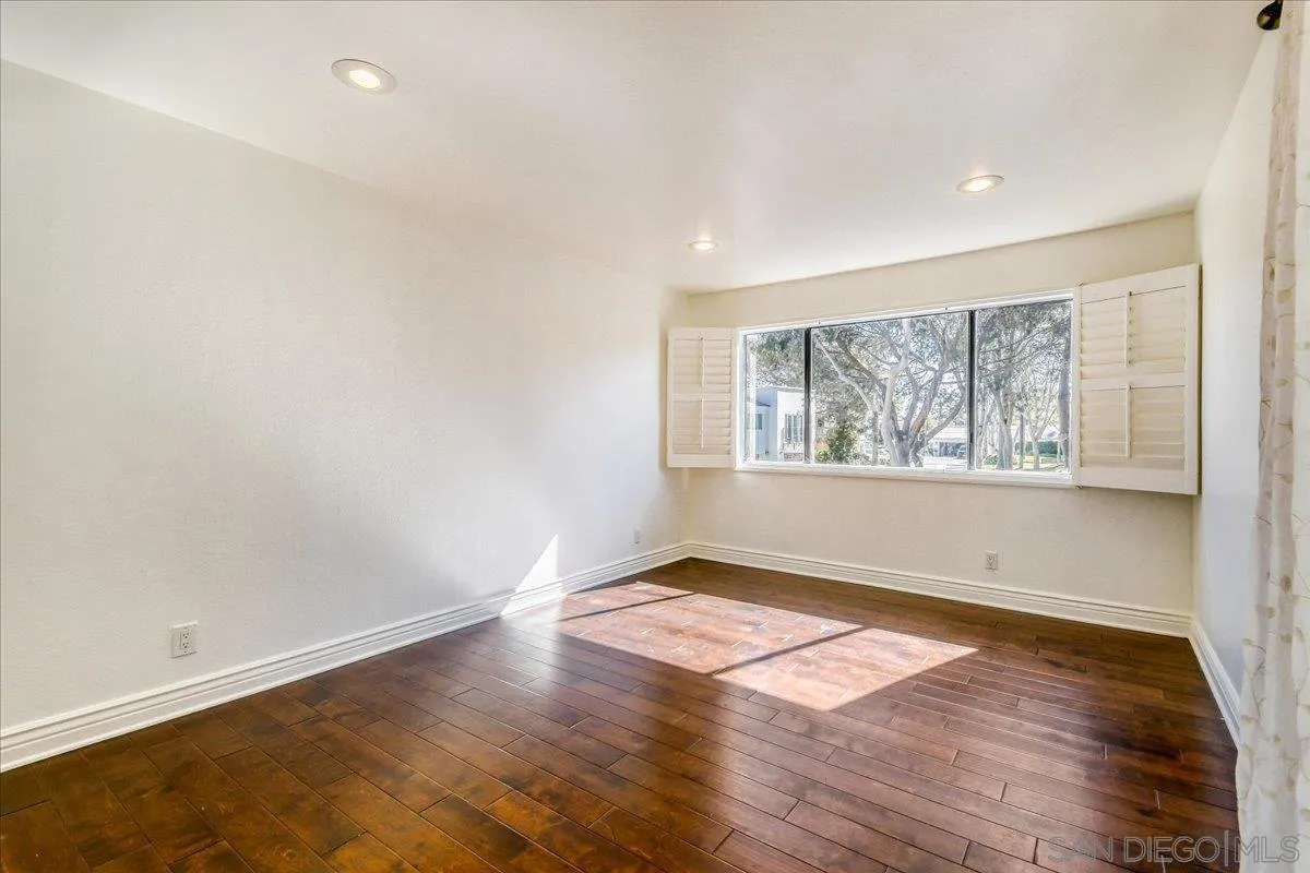 https://cdn.realtyfeed.com/cdn/127/260002753/225513f575499d4b5e23be09c65ef201.webp