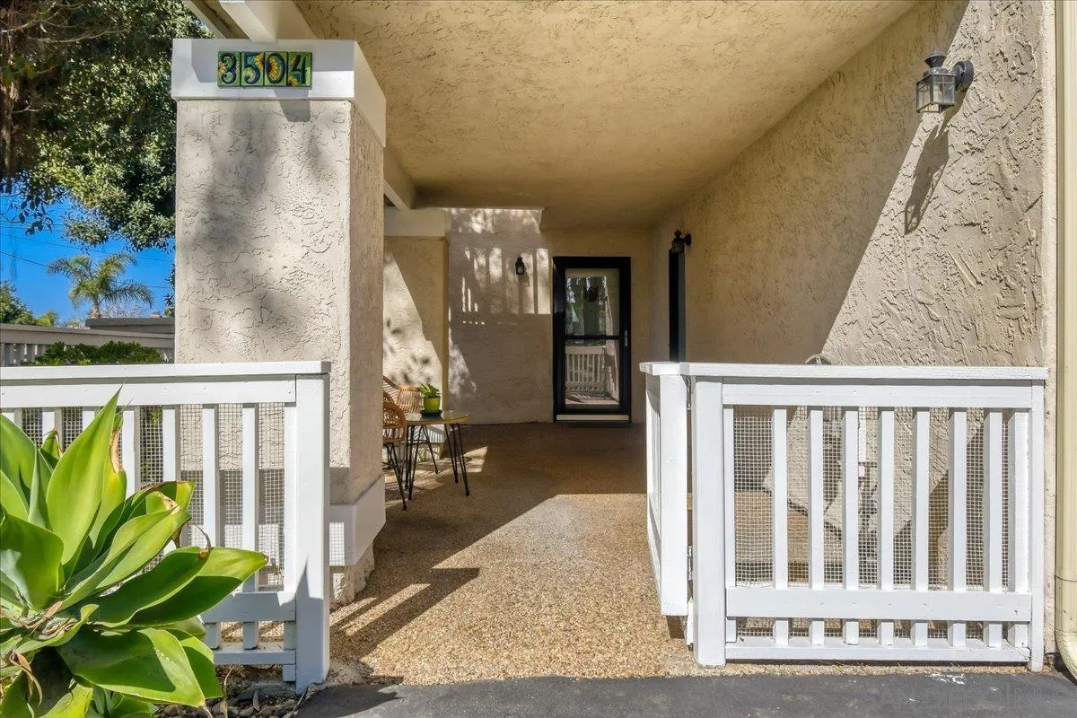 https://cdn.realtyfeed.com/cdn/127/260002753/2f89857d870f497215dc80daf84abaa0.webp