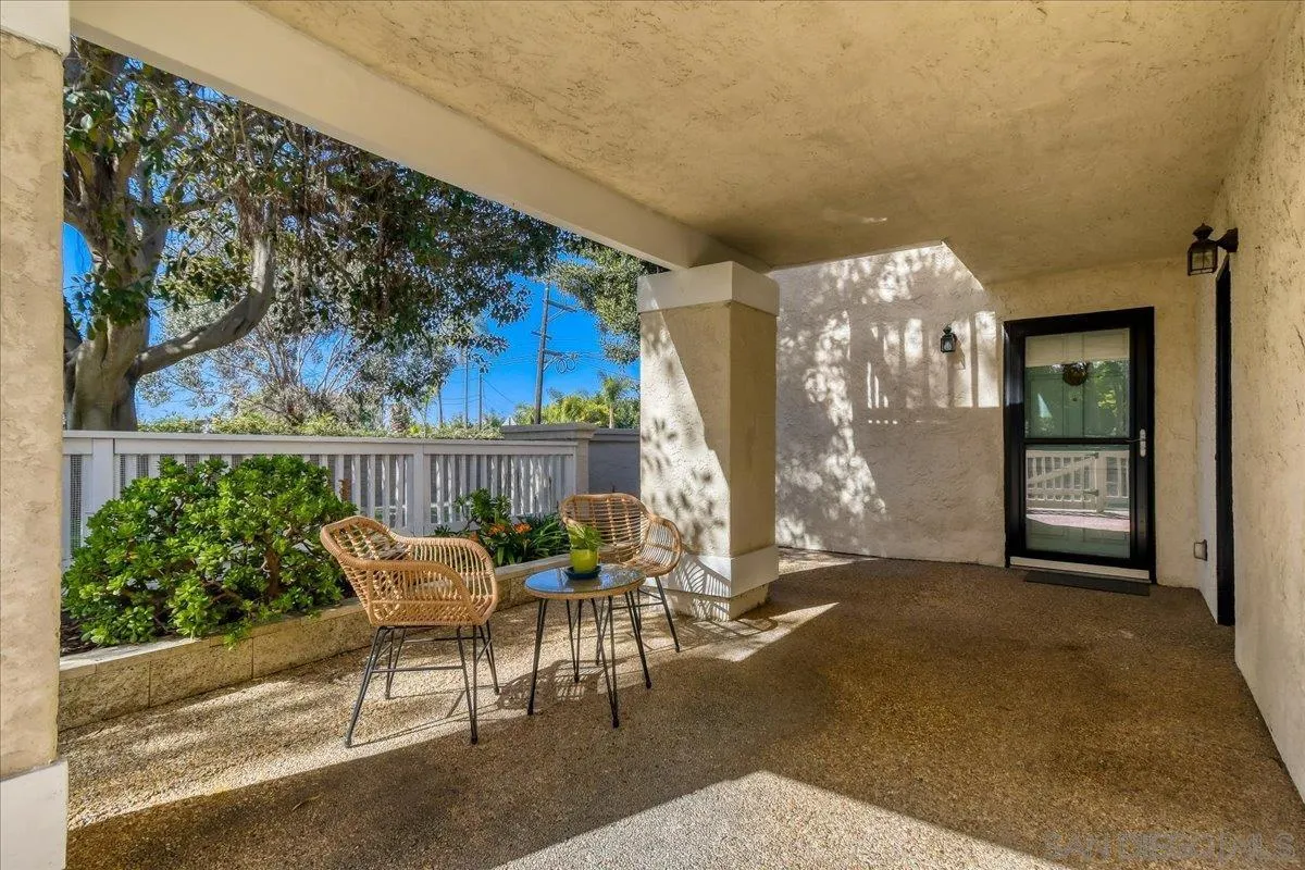 https://cdn.realtyfeed.com/cdn/127/260002753/4a42997110f3f9f6881cea26f9e61a6b.webp