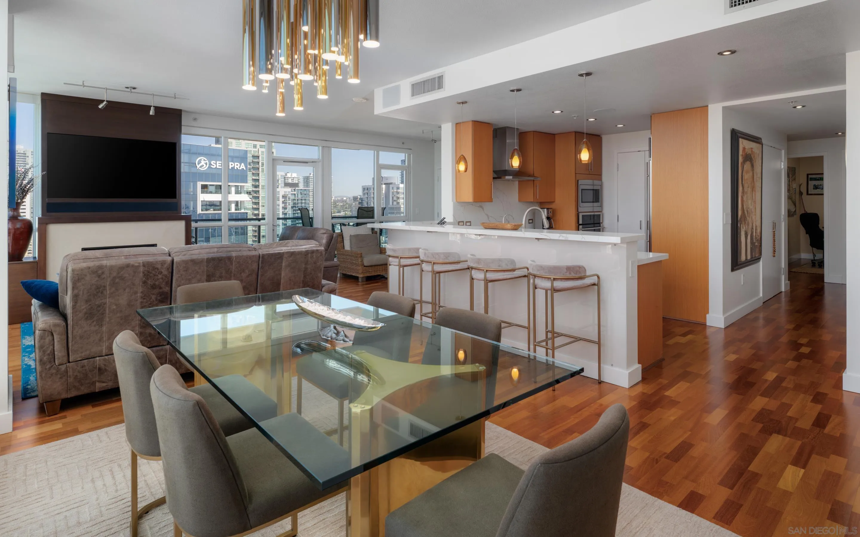 https://cdn.realtyfeed.com/cdn/127/260002760/881b41265c82f0961619e8e26d5c07fa.webp