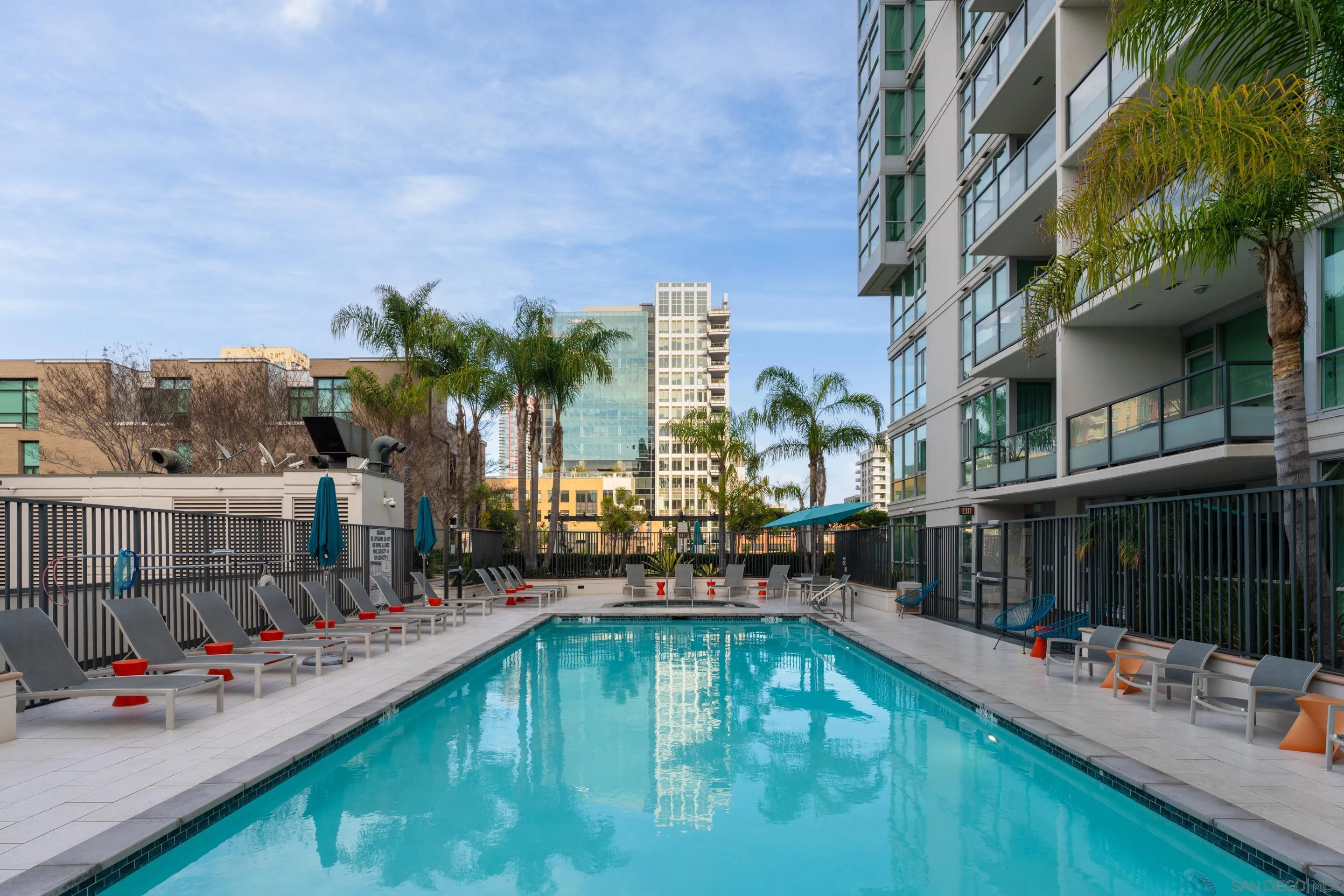 https://cdn.realtyfeed.com/cdn/127/260002760/b608809c045e9b8006222fb86ba06a68.webp