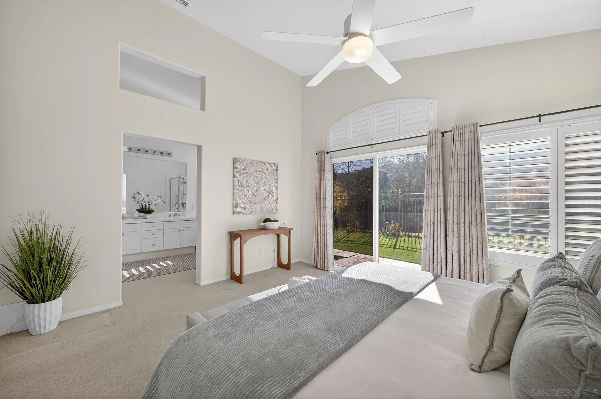 https://cdn.realtyfeed.com/cdn/127/260002763/013b67877d791997eb39dc7aa6a30a70.webp