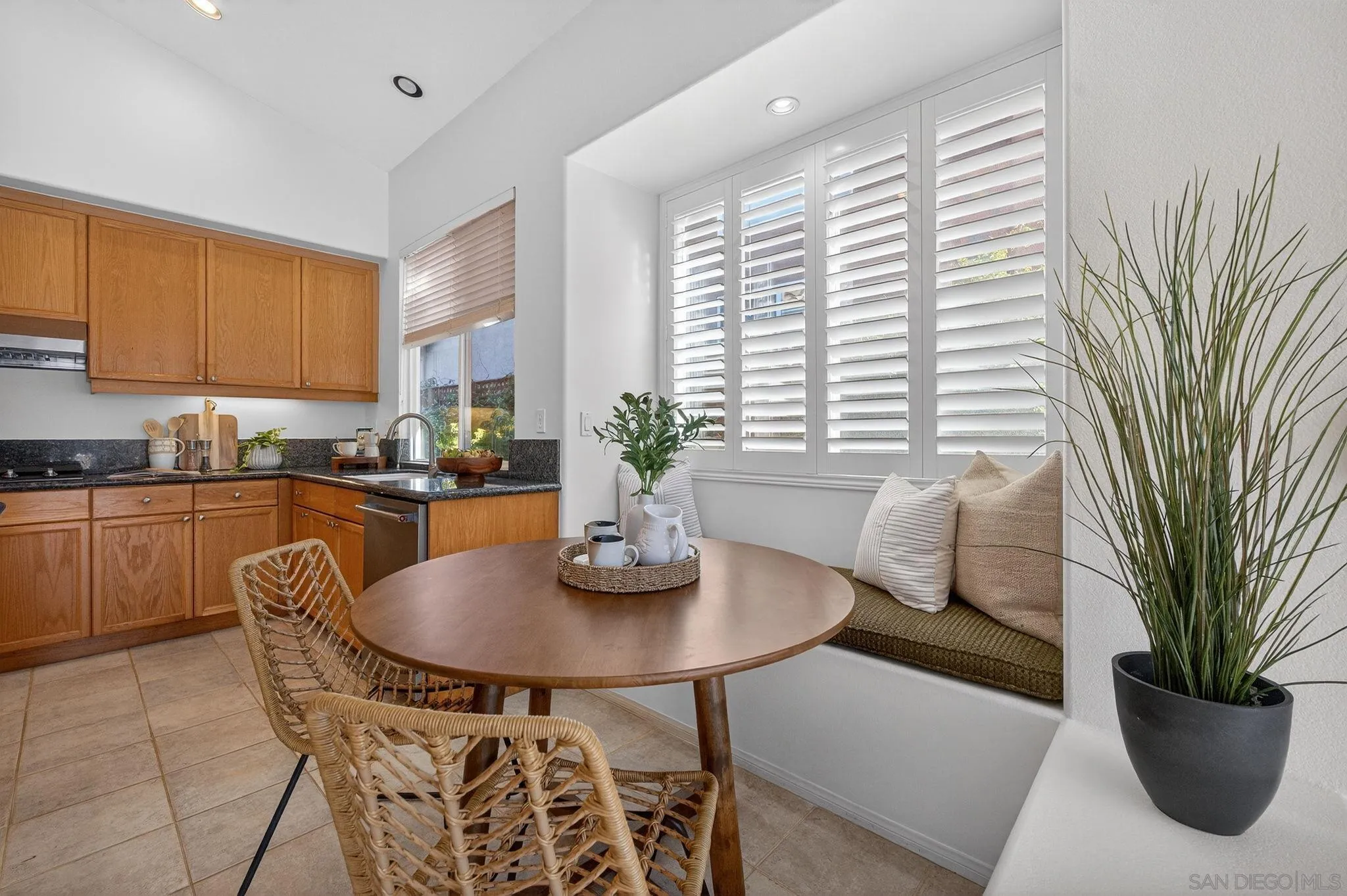 https://cdn.realtyfeed.com/cdn/127/260002763/0ab11c7ca9c3de1b7640bdf9c48ce7f7.webp
