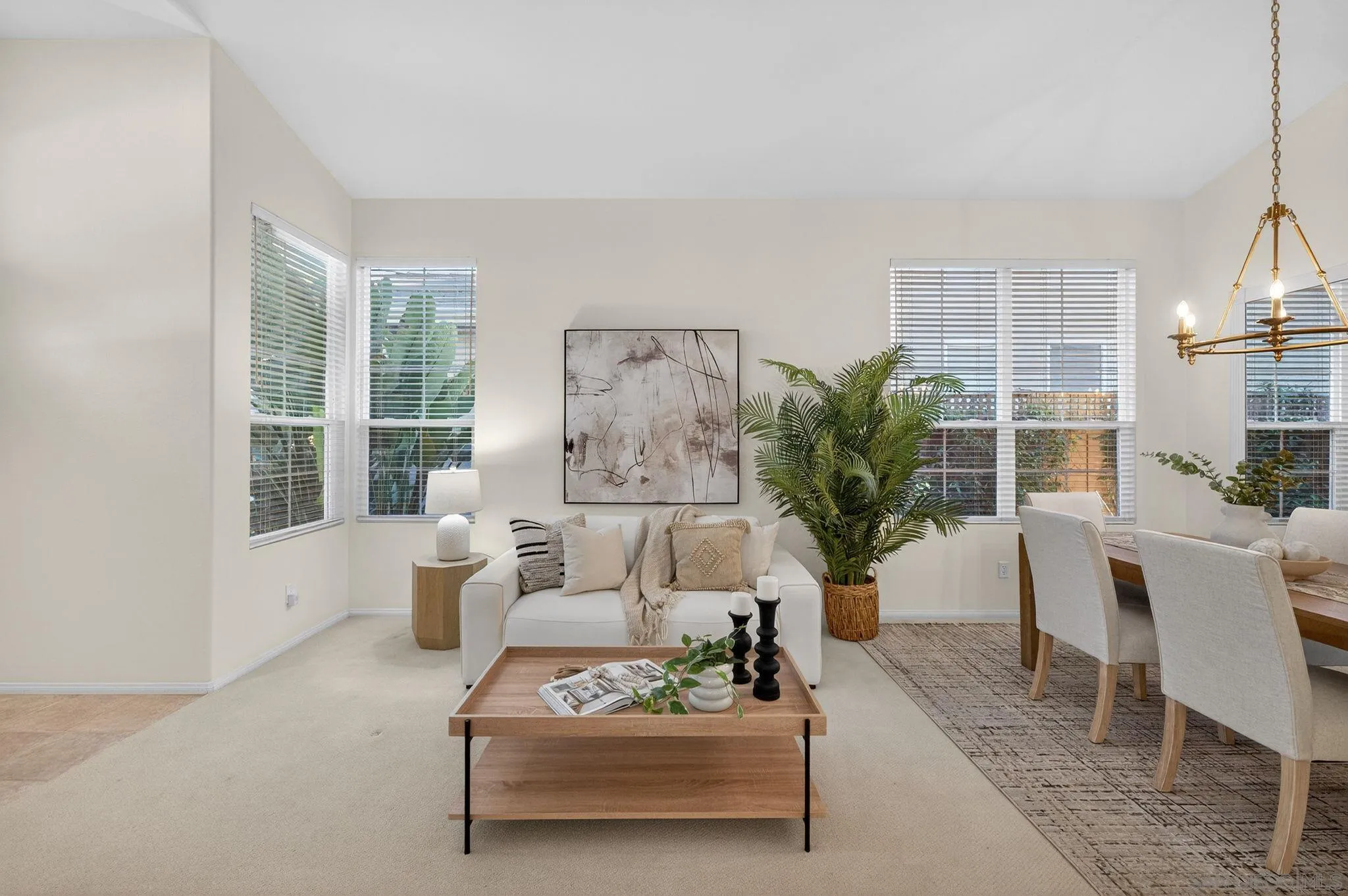 https://cdn.realtyfeed.com/cdn/127/260002763/2aa9d4496ebafc56523908e2bc2f9a5b.webp