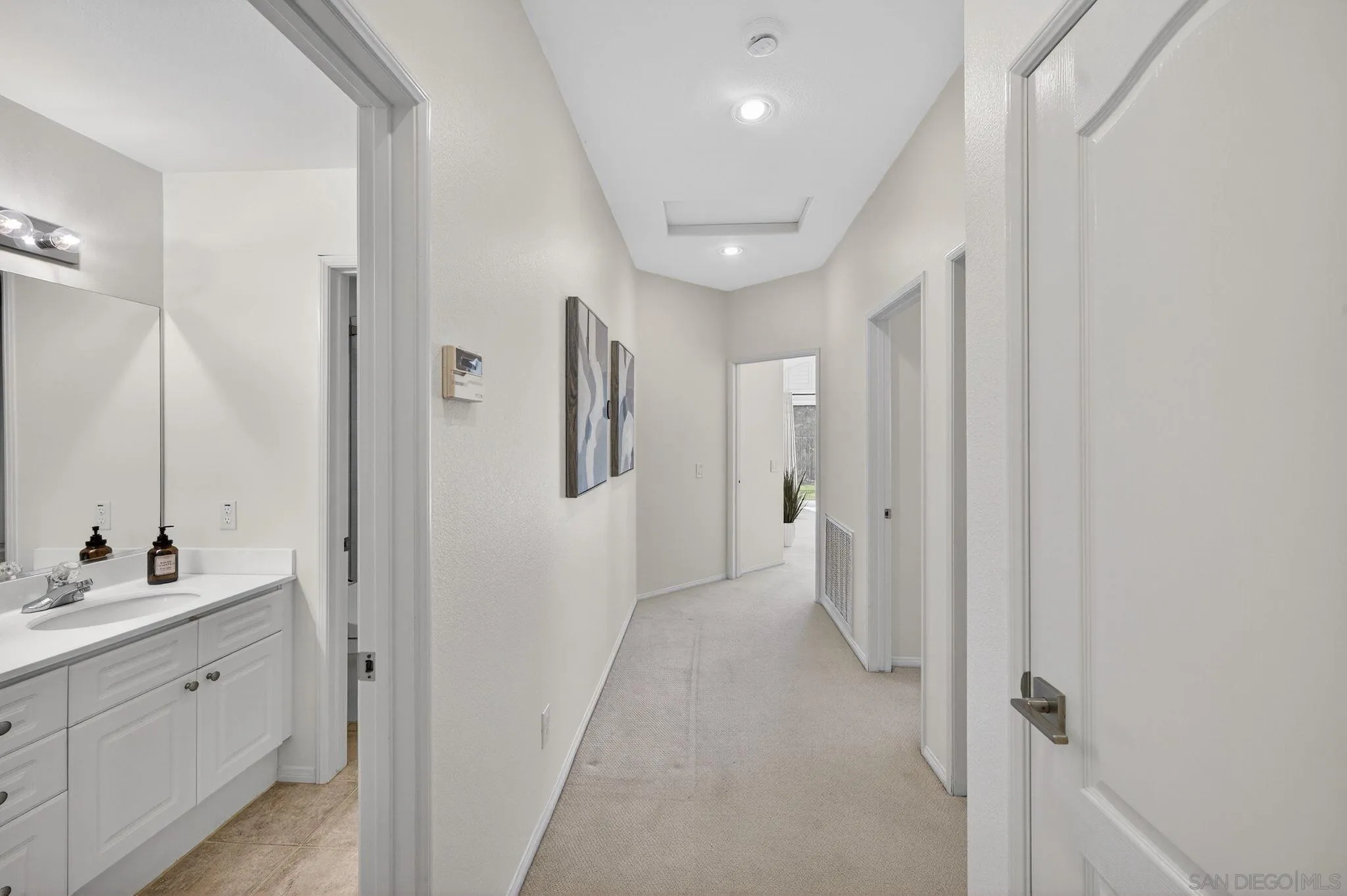 https://cdn.realtyfeed.com/cdn/127/260002763/400b96fee8245ac3174704f976cac7f7.webp