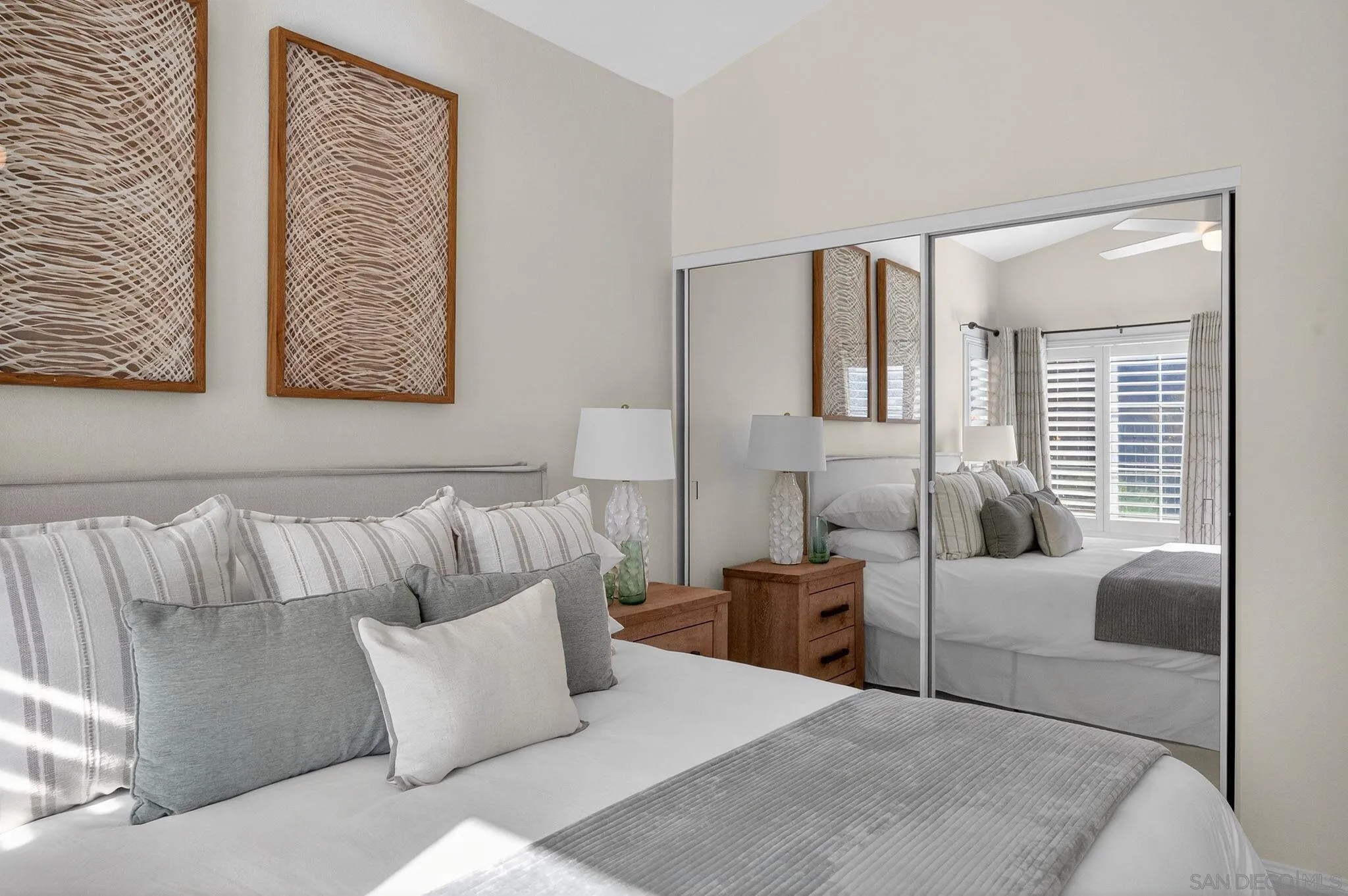 https://cdn.realtyfeed.com/cdn/127/260002763/798f155699e1dc844955c84327a9ded6.webp
