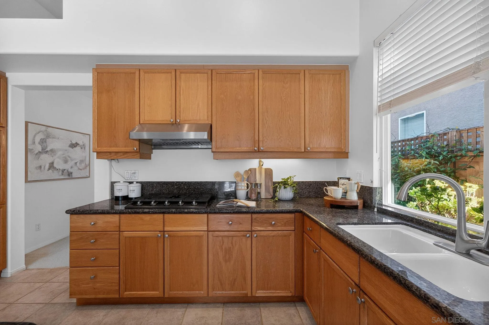 https://cdn.realtyfeed.com/cdn/127/260002763/93730ba22158bbac223fb3c0d780d773.webp