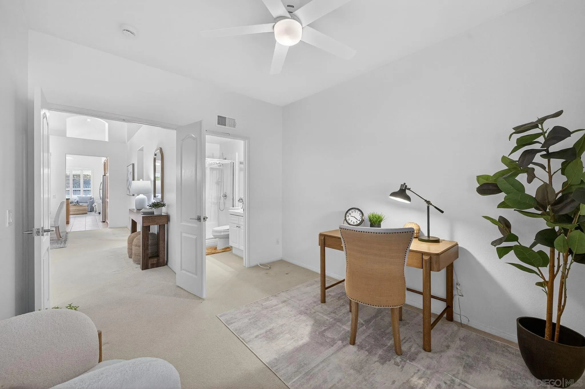 https://cdn.realtyfeed.com/cdn/127/260002763/ee390ec89e69c708a55609180b14a166.webp