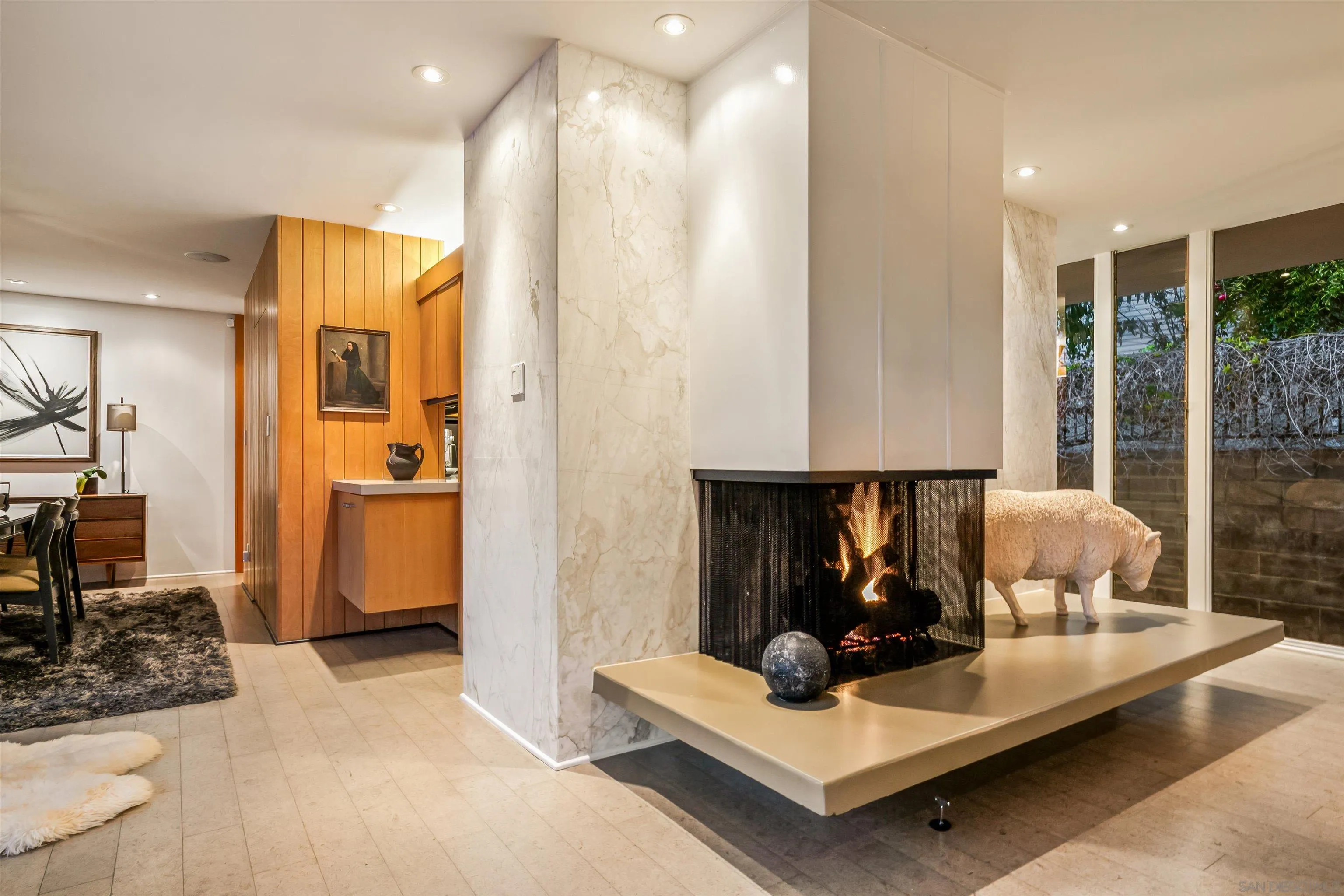https://cdn.realtyfeed.com/cdn/127/260002765/1c8ce9c39209205d950e279951b07221.webp