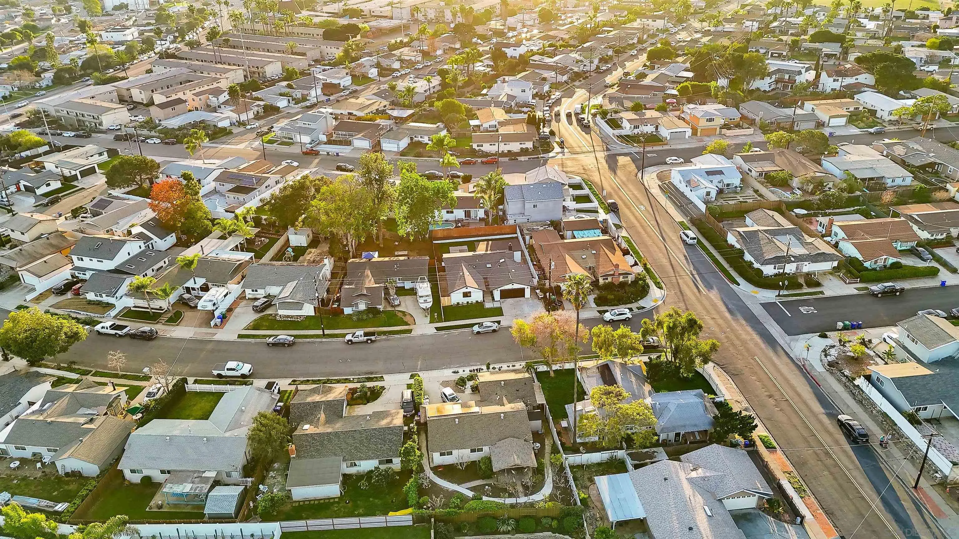 https://cdn.realtyfeed.com/cdn/127/260002768/03f3521d1d16d25f2e3bc24d43e51972.webp