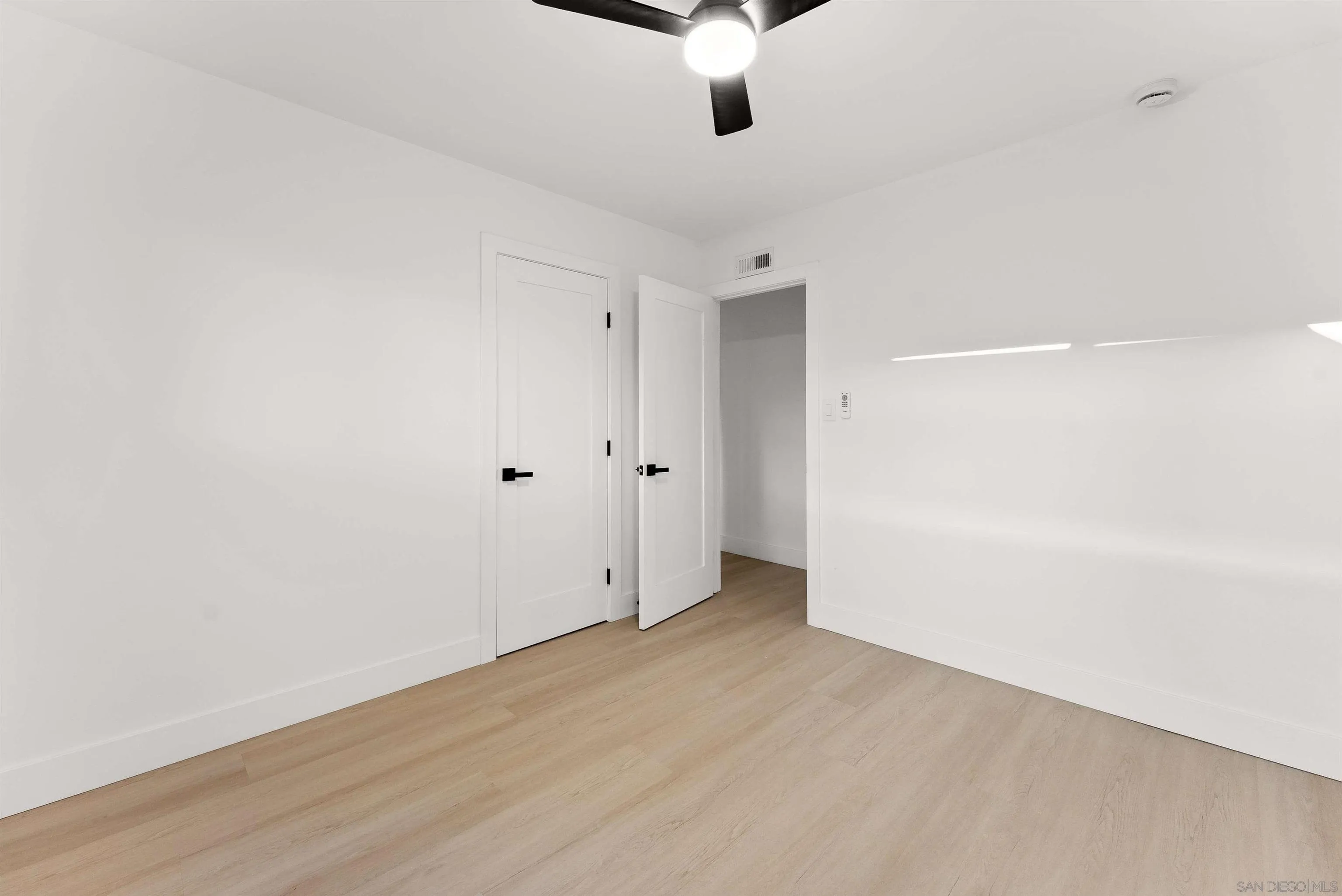 https://cdn.realtyfeed.com/cdn/127/260002768/3e94440984029977c2ad46fd5249460d.webp