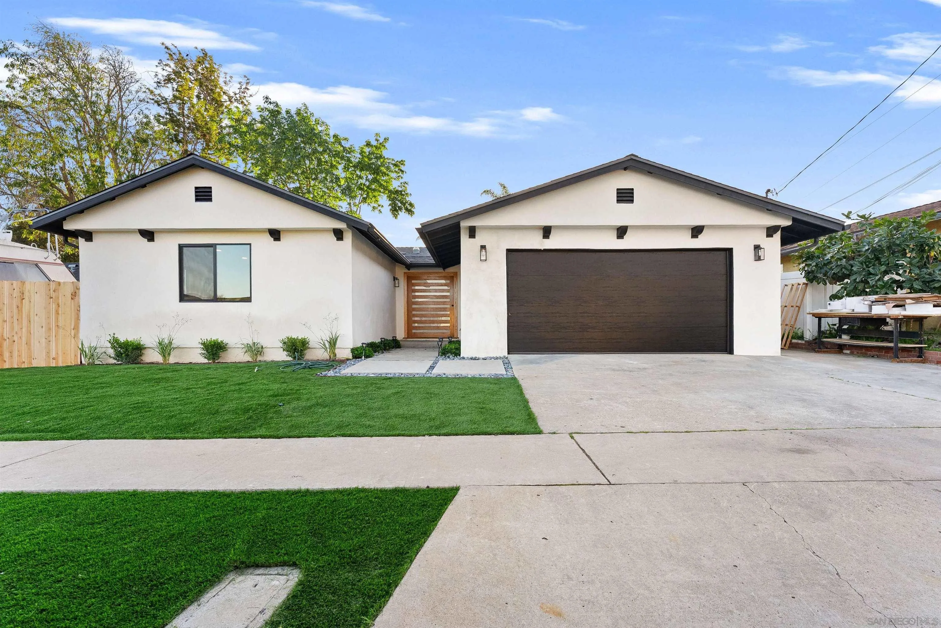 https://cdn.realtyfeed.com/cdn/127/260002768/5f8d9e6c7366e44ce3f91783acc54f21.webp