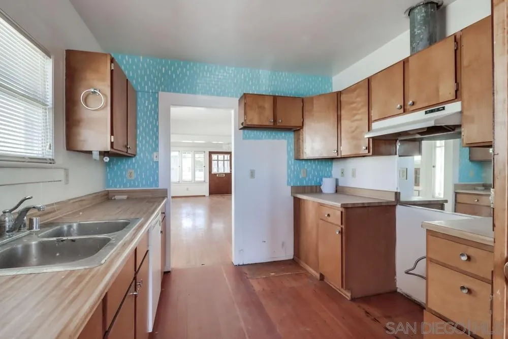 https://cdn.realtyfeed.com/cdn/127/260002770/71a6ccbef0744fb11fb6bff0743f6646.webp