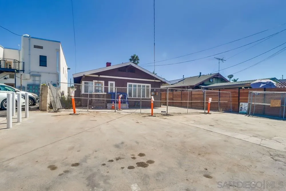 https://cdn.realtyfeed.com/cdn/127/260002770/a70734fc10f29d09b8a5be493190ef7f.webp