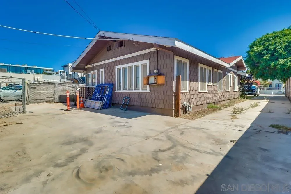https://cdn.realtyfeed.com/cdn/127/260002770/c3320984072224a8852762243e79515c.webp