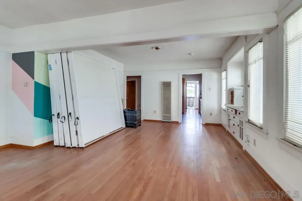 https://cdn.realtyfeed.com/cdn/127/260002770/dea6e4074c1a92b41d08b6628a4ad20c.webp