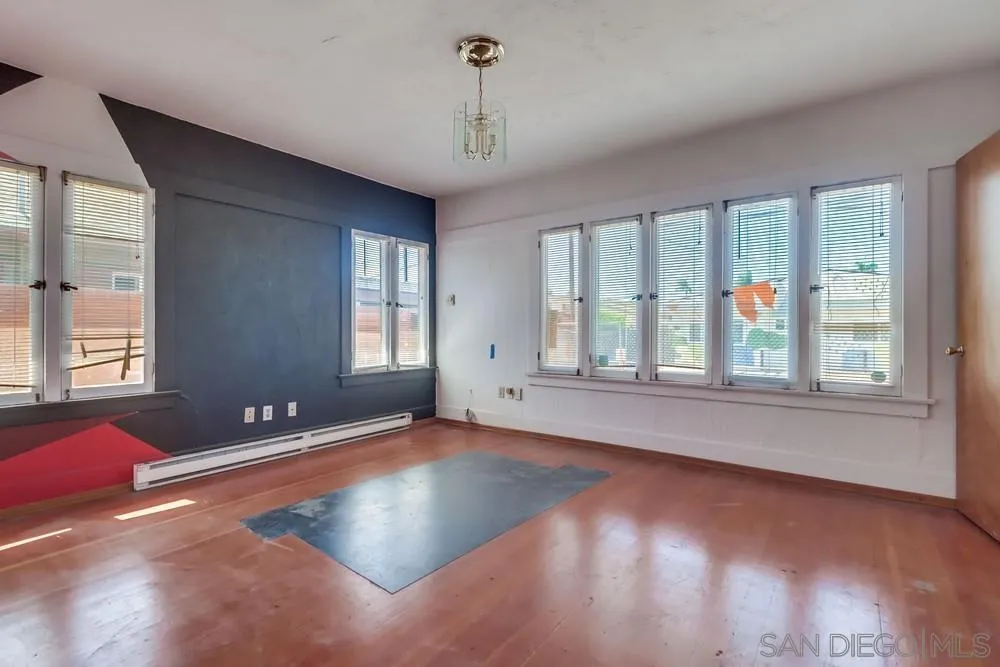 https://cdn.realtyfeed.com/cdn/127/260002770/f90894ce5e93cf458479733878036675.webp