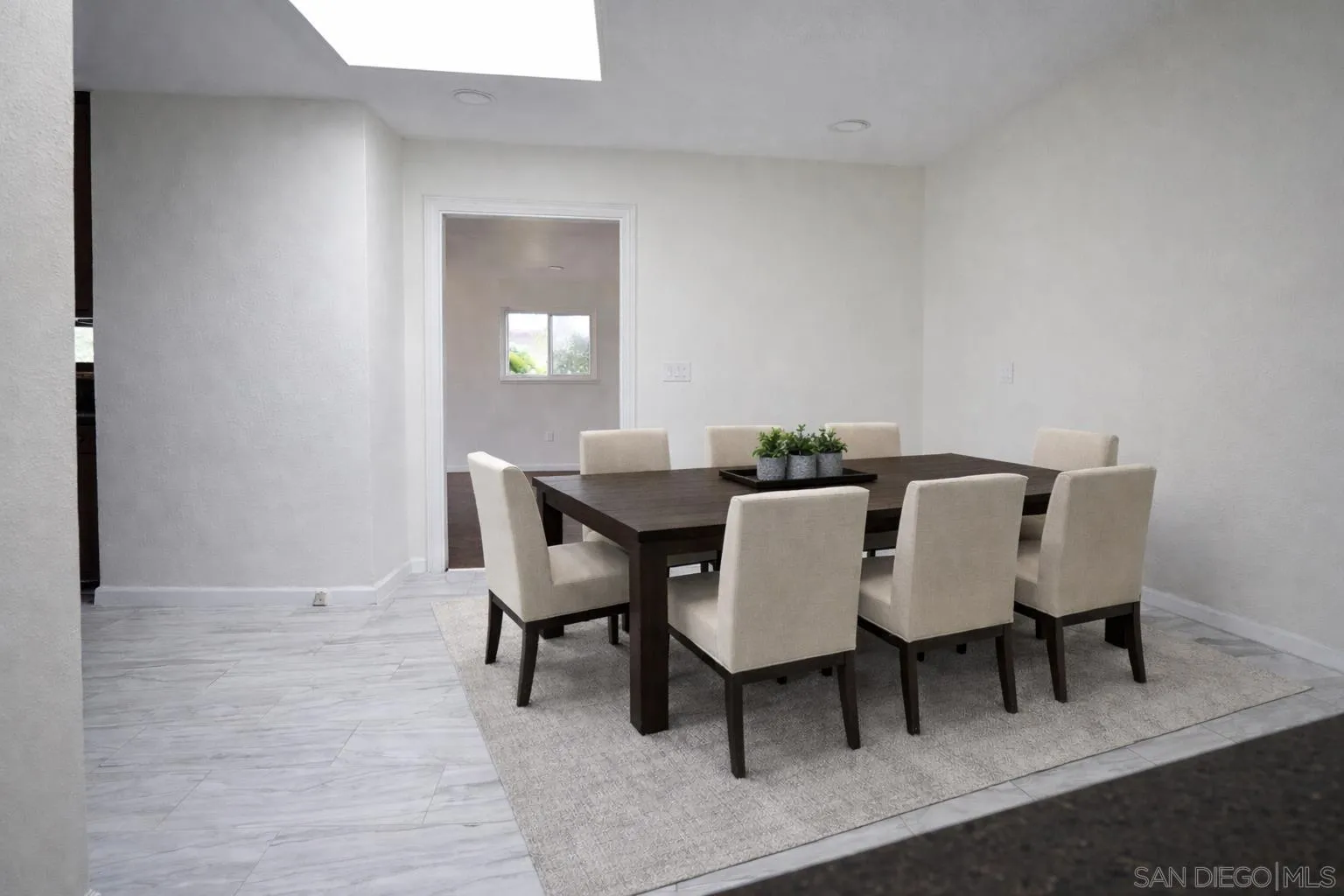 https://cdn.realtyfeed.com/cdn/127/260002773/adab0d308c34511d9d3606eb1e71654e.webp