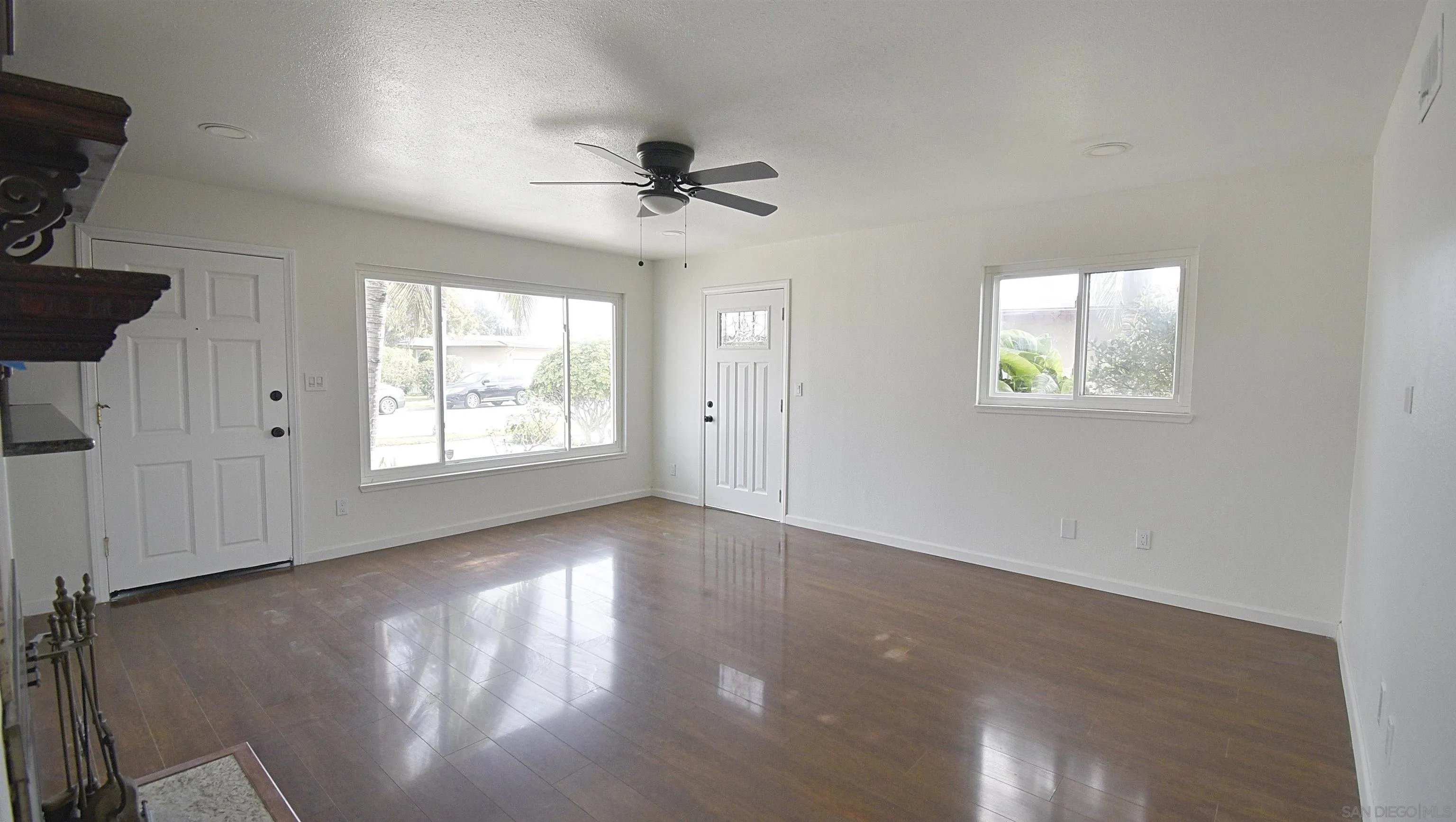 https://cdn.realtyfeed.com/cdn/127/260002773/f15127bdde970b617184bb059c868257.webp