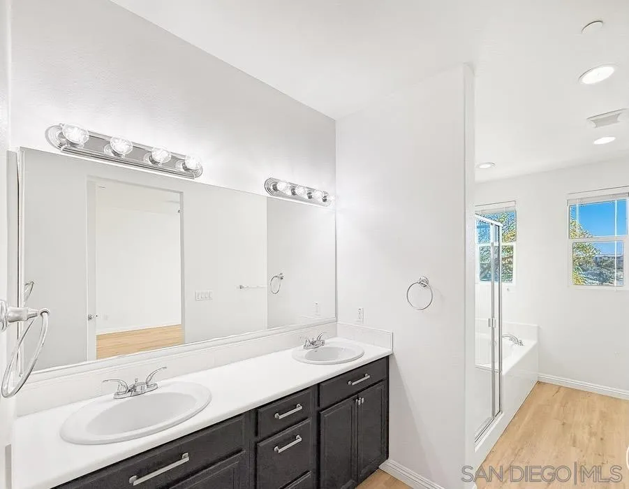 Photo #11: 260002776 Listing: Photo #11