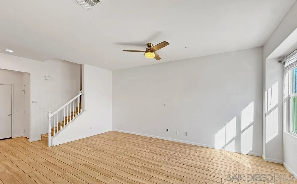 Photo #3: 260002776 Listing: Photo #3