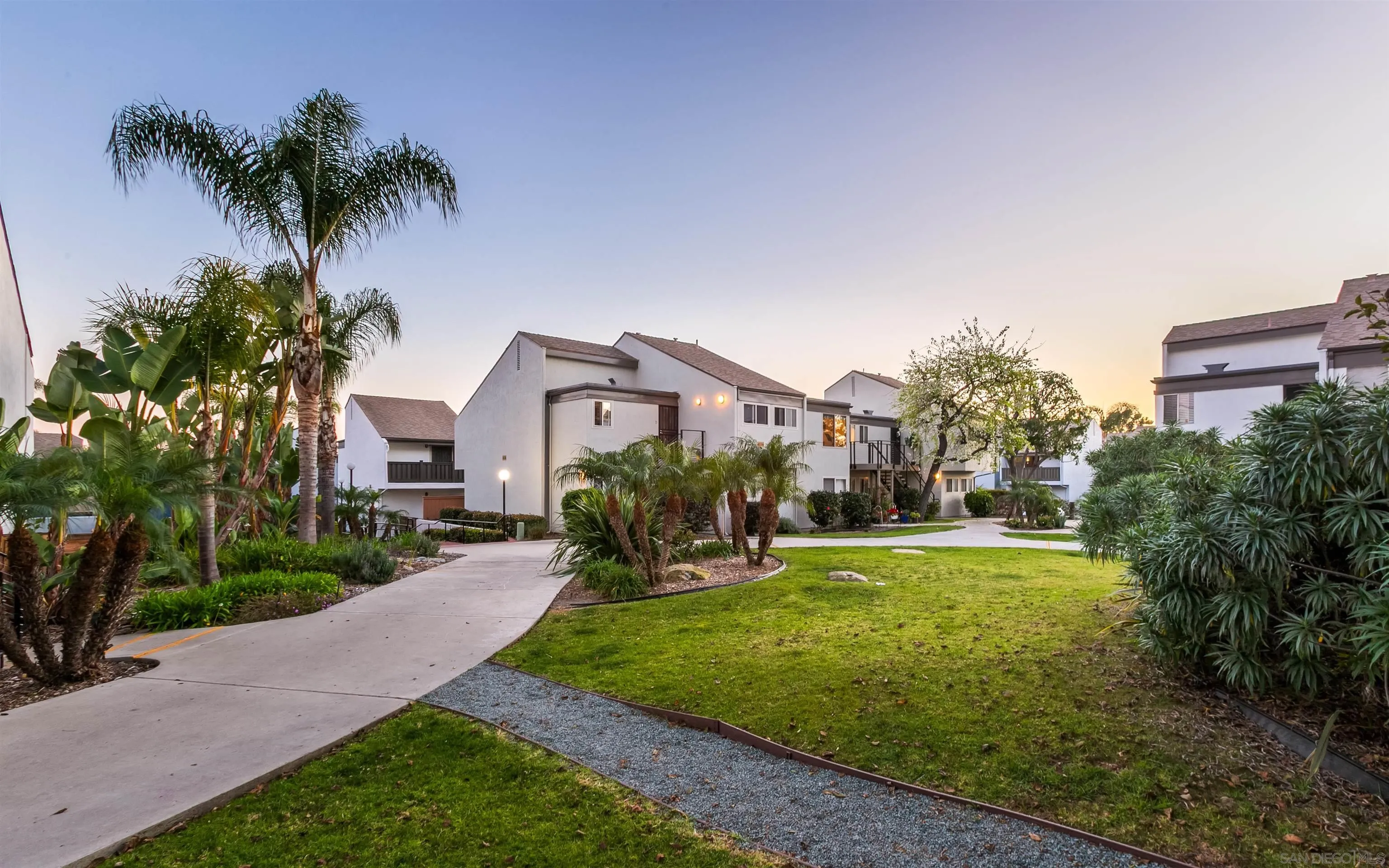 Photo #20: 260002779 Listing: Photo #20