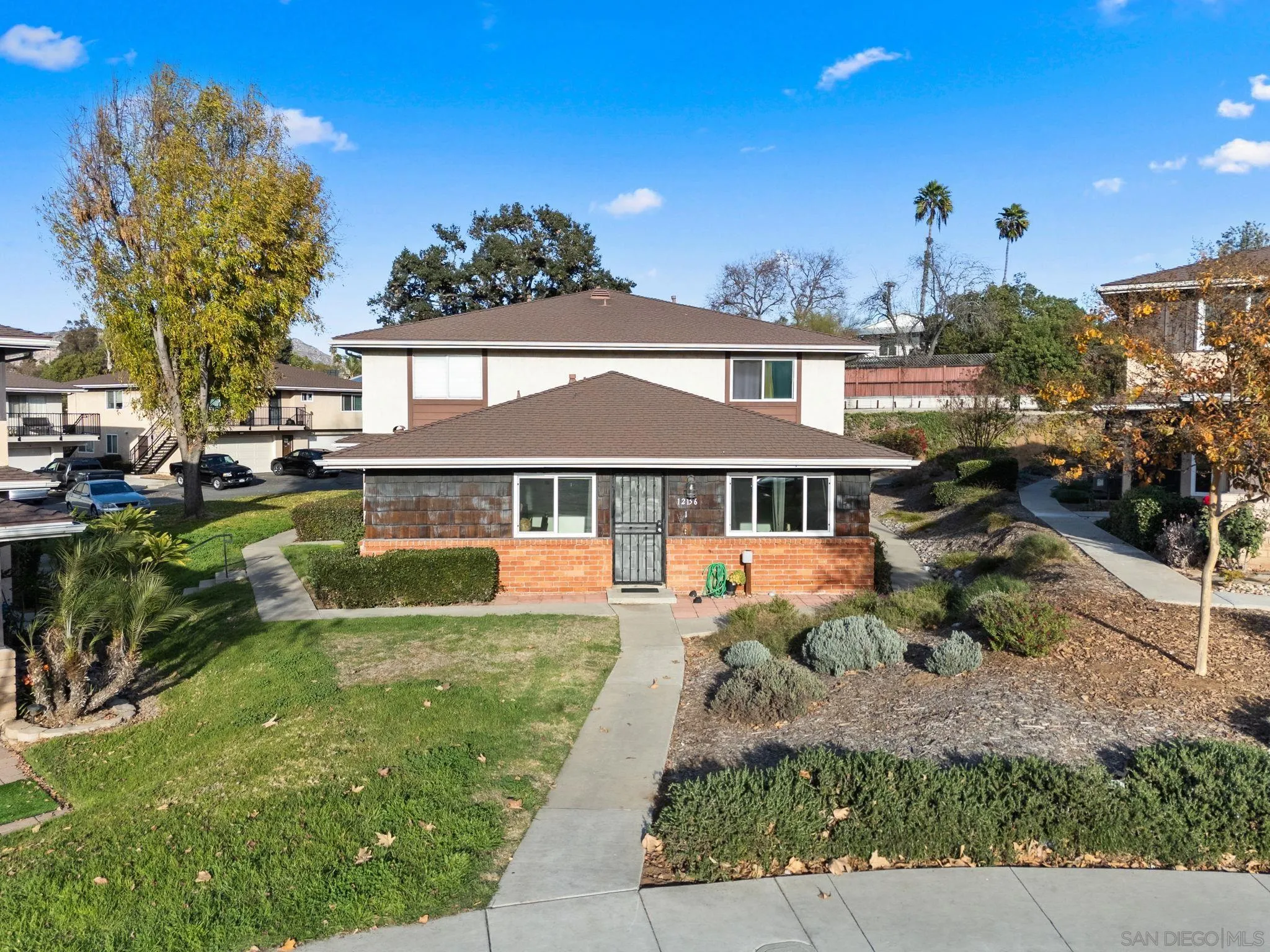 https://cdn.realtyfeed.com/cdn/127/260002782/0cf8ae45213de02f9eb97ded5af96980.webp