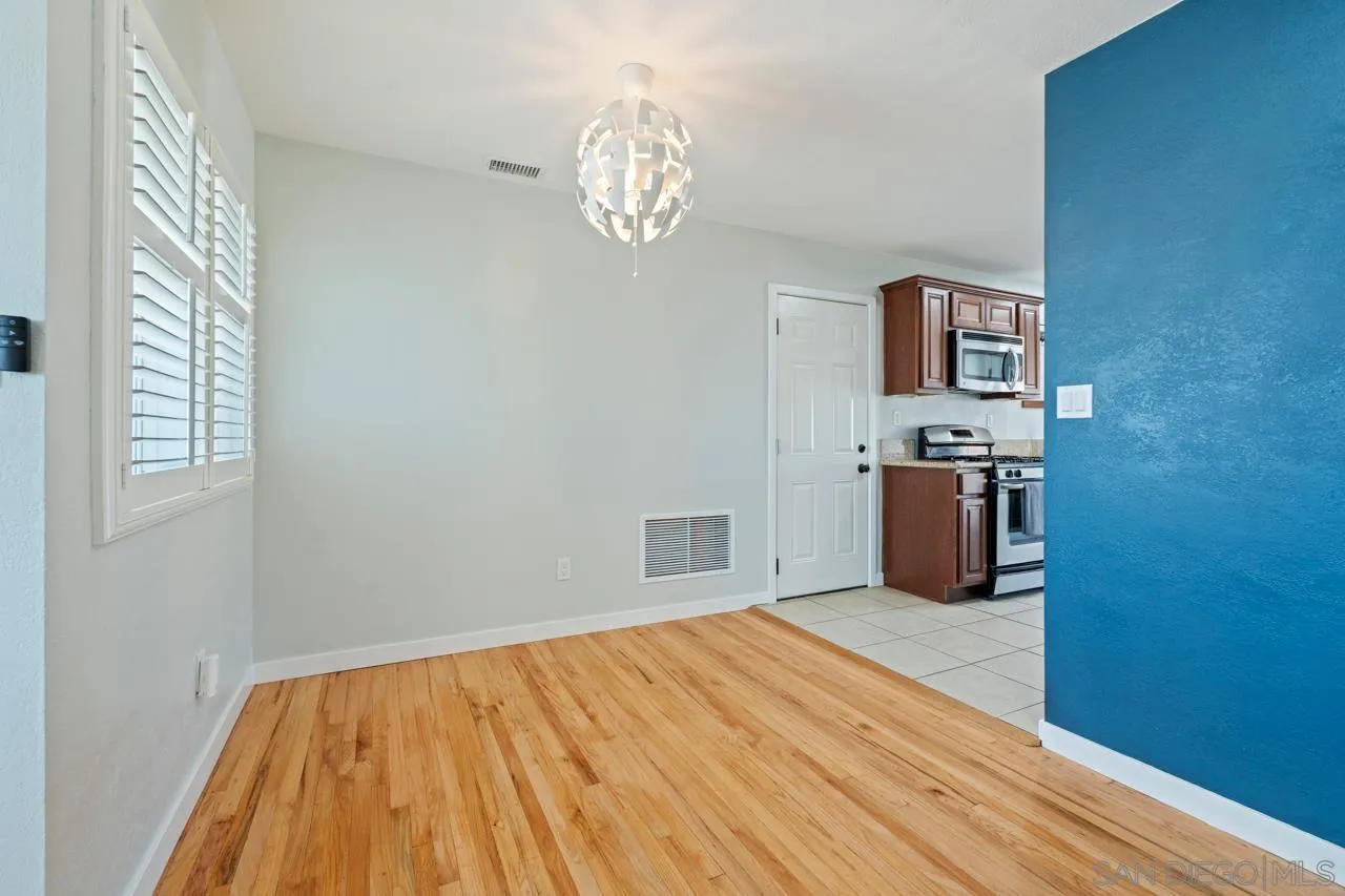 https://cdn.realtyfeed.com/cdn/127/260002783/3939104c5be93722c6788b19c126515e.webp