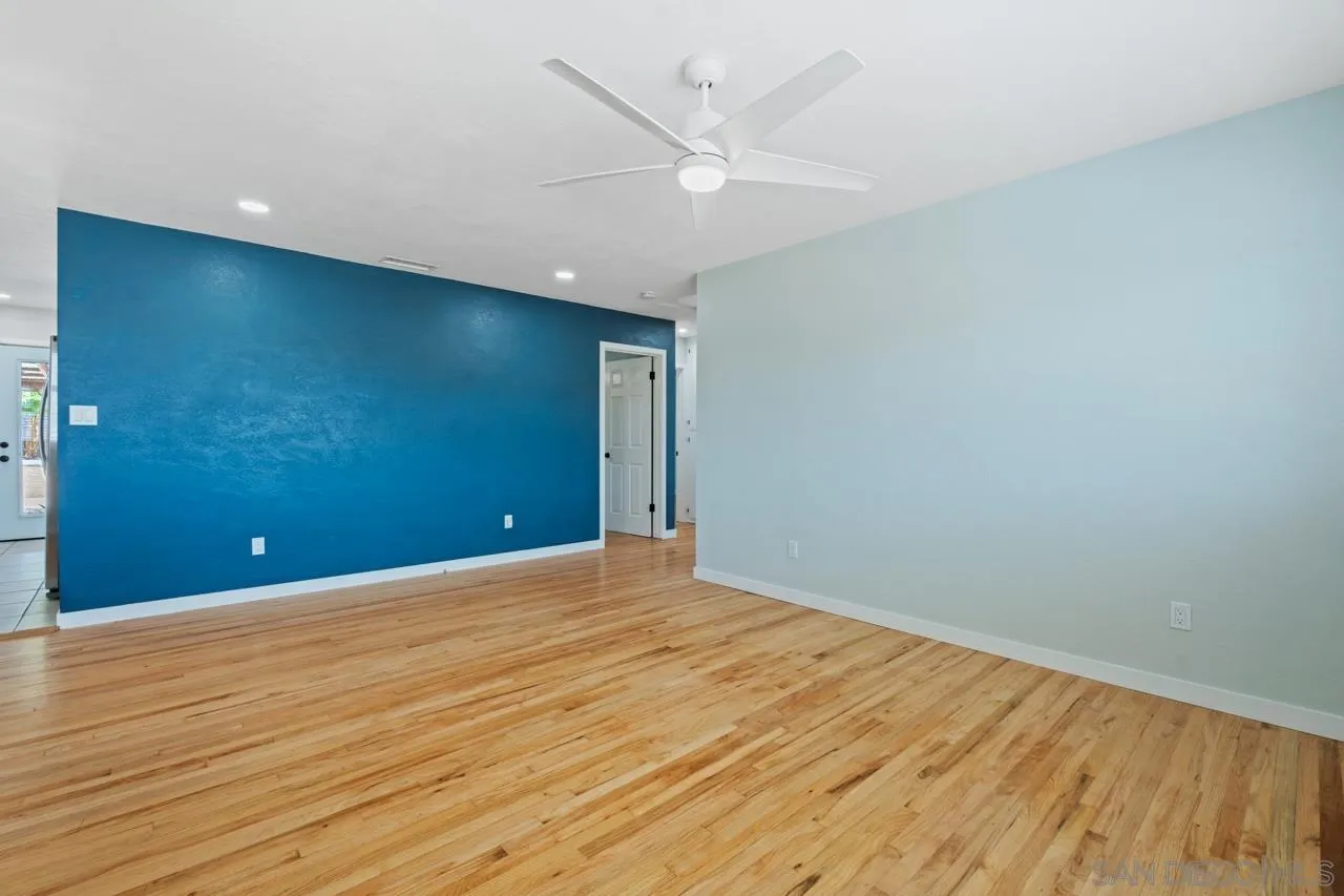 https://cdn.realtyfeed.com/cdn/127/260002783/8be553211fa1f2c35eedb4c9e3e3e105.webp