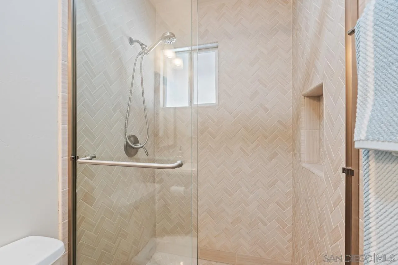 https://cdn.realtyfeed.com/cdn/127/260002783/943342bb5bc93d12c58925feb60b2234.webp