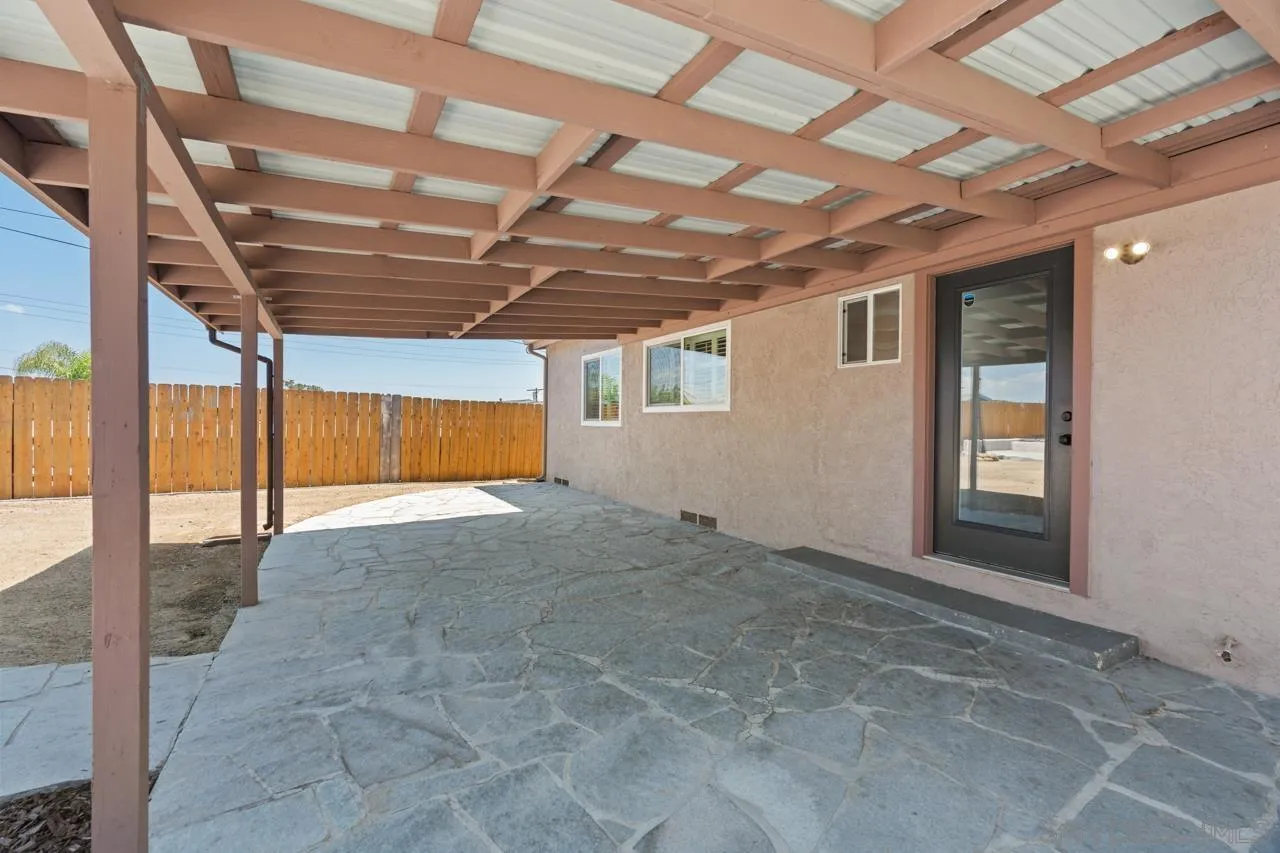 https://cdn.realtyfeed.com/cdn/127/260002783/c65c9585866e35de51fb698e57abc79e.webp