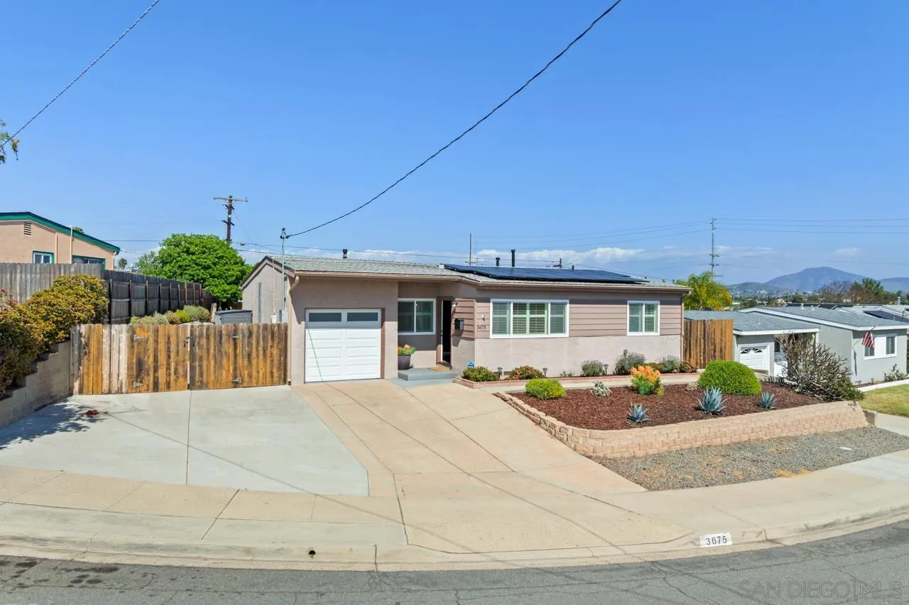 https://cdn.realtyfeed.com/cdn/127/260002783/ed77a7de670de63f1a060834b94b292f.webp