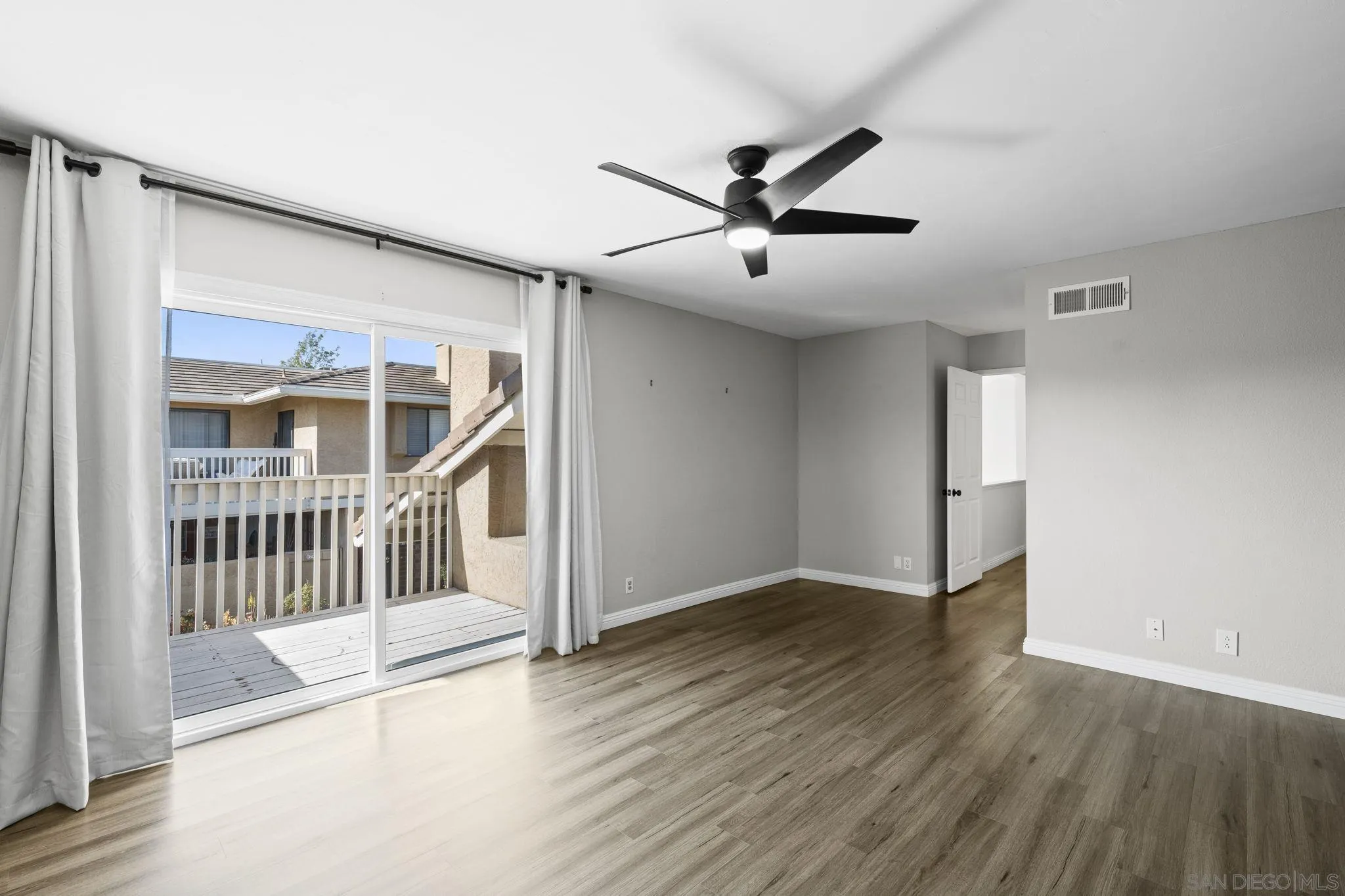 https://cdn.realtyfeed.com/cdn/127/260002784/b5612e4edf269fc987a3999c572672f3.webp