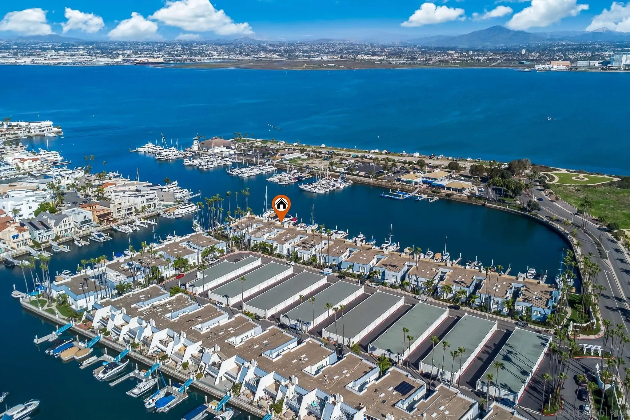 https://cdn.realtyfeed.com/cdn/127/260002790/946d40903b4f57b0982988f4bc99c4fa.webp
