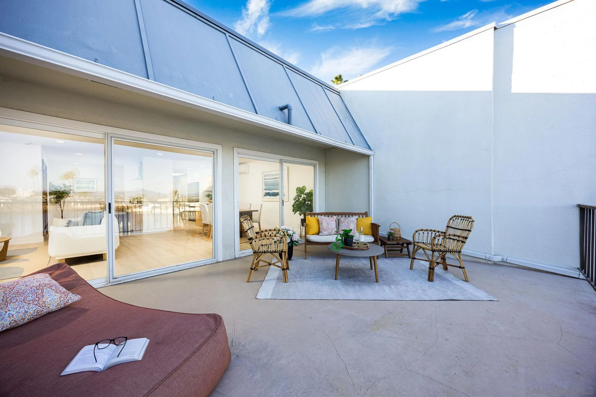 https://cdn.realtyfeed.com/cdn/127/260002790/a09990fae5c345818395cbe7edd46584.webp