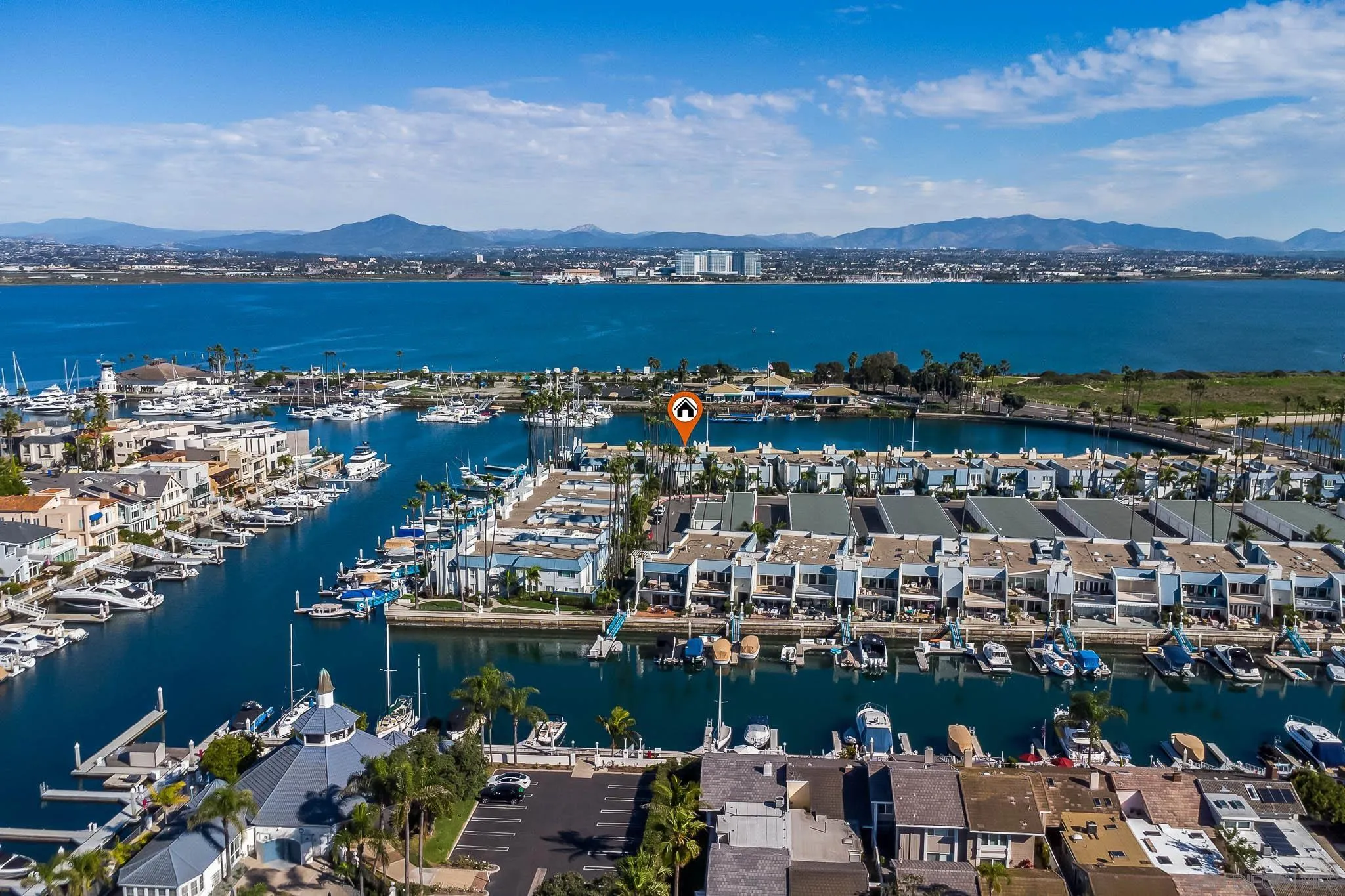 https://cdn.realtyfeed.com/cdn/127/260002790/e747507568fca6af5b153b6f7c48c09c.webp