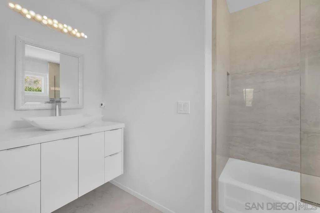 https://cdn.realtyfeed.com/cdn/127/260002793/05f0f085e20a6acab7203cc44d71a856.webp