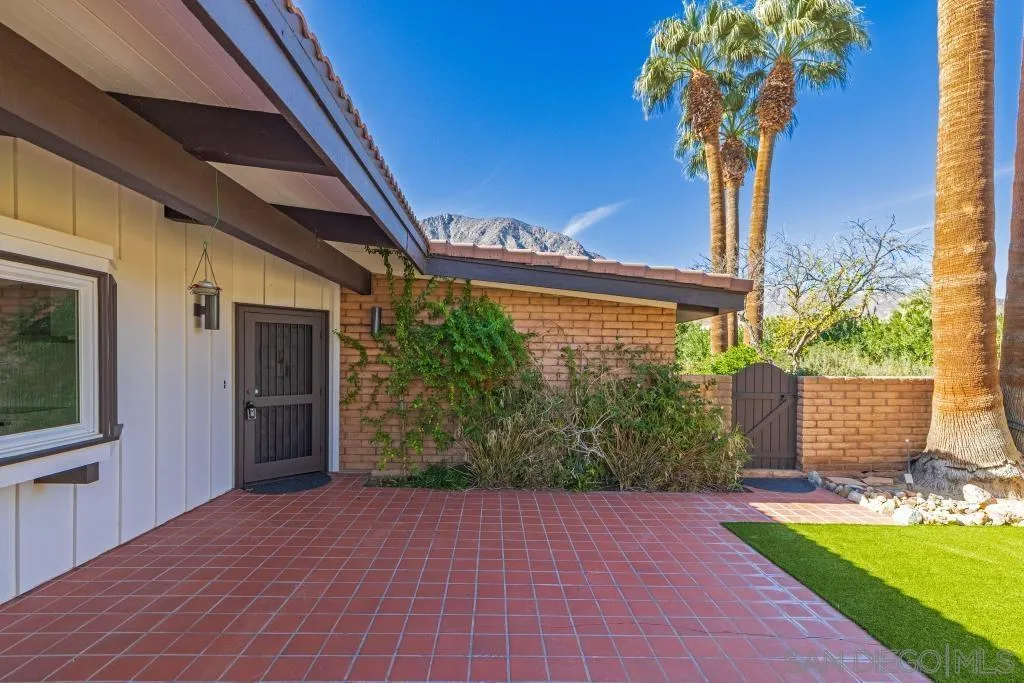 https://cdn.realtyfeed.com/cdn/127/260002793/35c88b6148613fe1d03b33b1a52a12be.webp