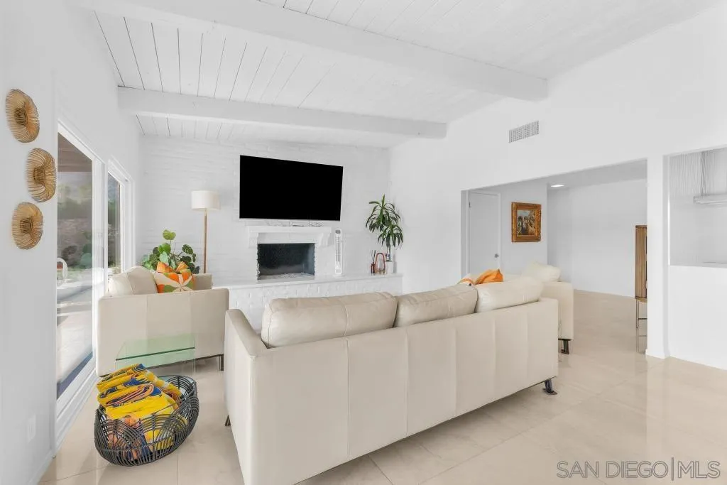 https://cdn.realtyfeed.com/cdn/127/260002793/6192062731750cd0e4ea10a803891507.webp