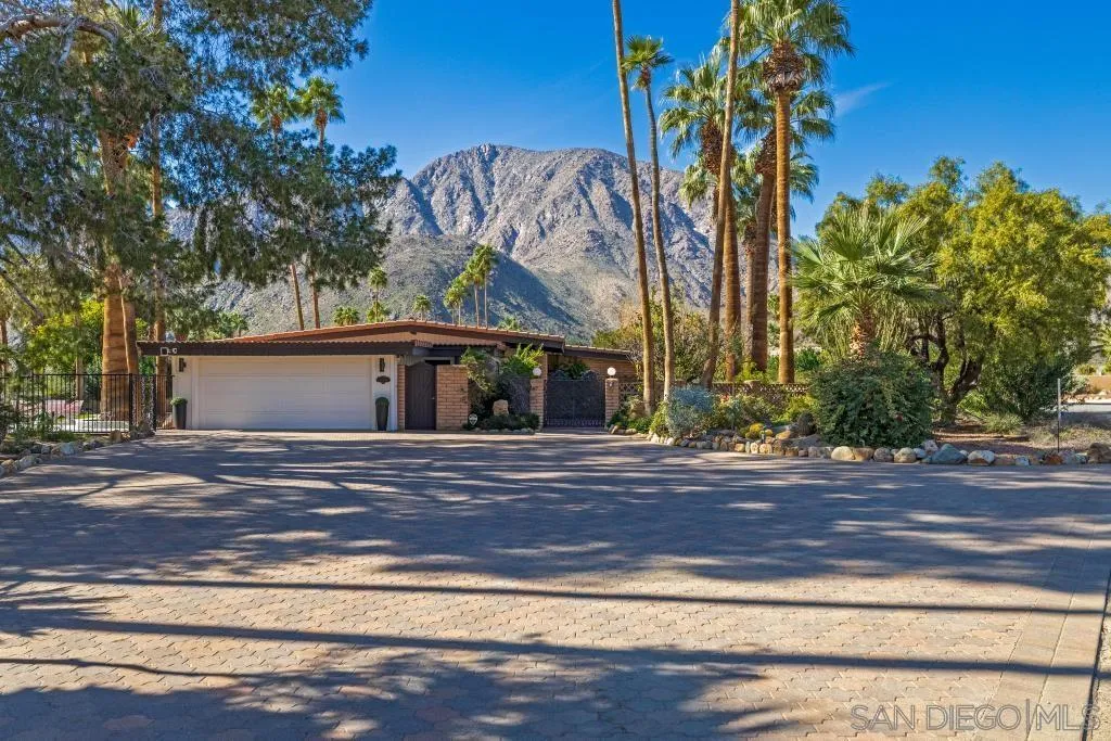 https://cdn.realtyfeed.com/cdn/127/260002793/e91e3510c53f44b143ad89d00721573e.webp