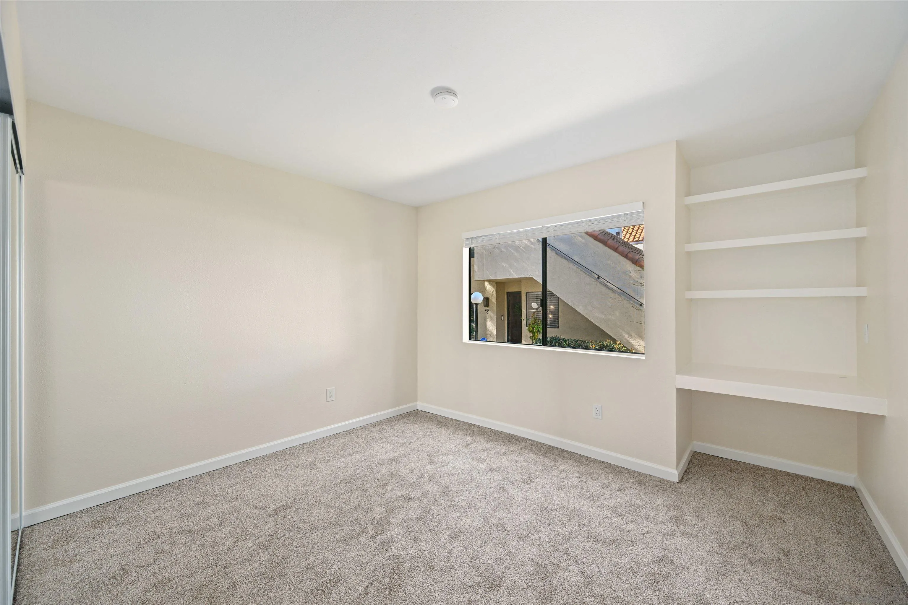 https://cdn.realtyfeed.com/cdn/127/260002794/a06e7e6063e19cf84c41e4b372663637.webp