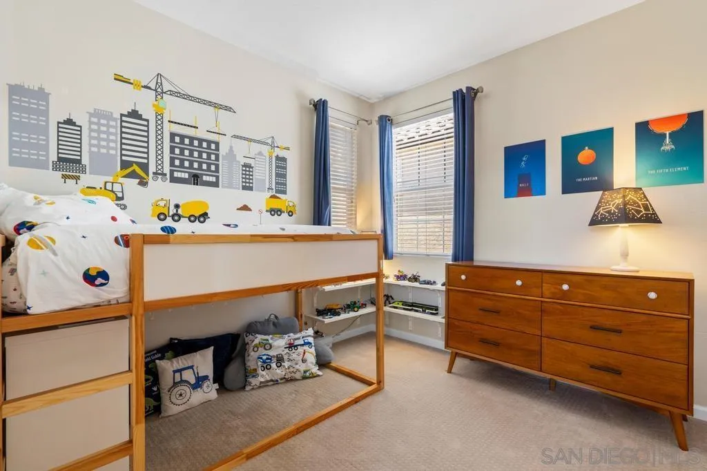 https://cdn.realtyfeed.com/cdn/127/260002796/985d4d30b646d39300fddf660640915f.webp