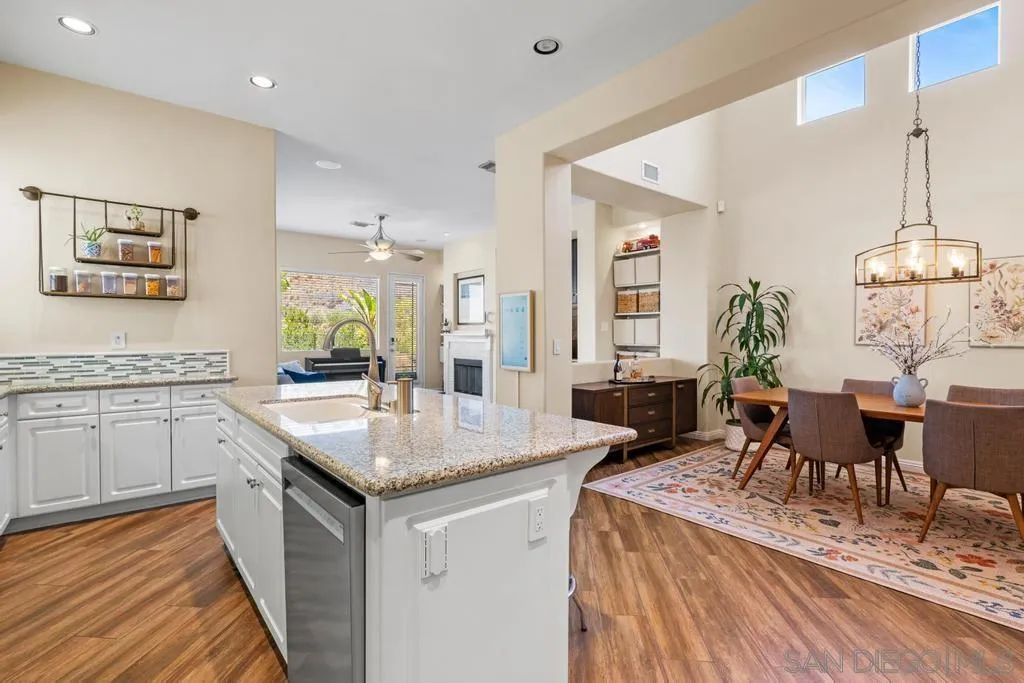 https://cdn.realtyfeed.com/cdn/127/260002796/f08b591a1509cc4103f1b53ac818910a.webp