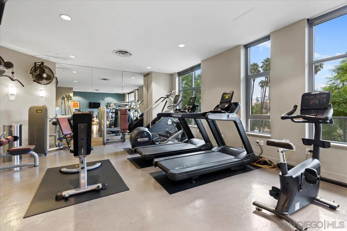 https://cdn.realtyfeed.com/cdn/127/260002797/ec76242a7a19631e59875b562a82139a.webp