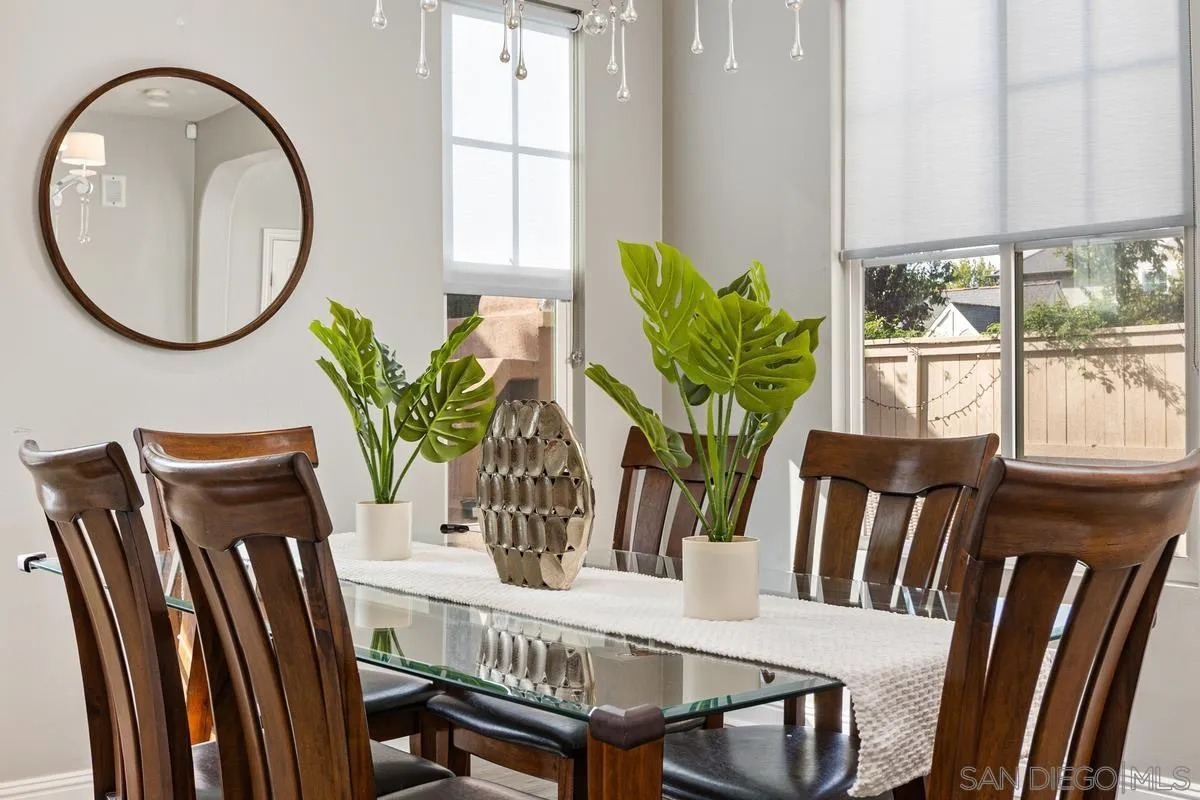https://cdn.realtyfeed.com/cdn/127/260002798/bc95fe556935ba2a71397cd21fc41862.webp