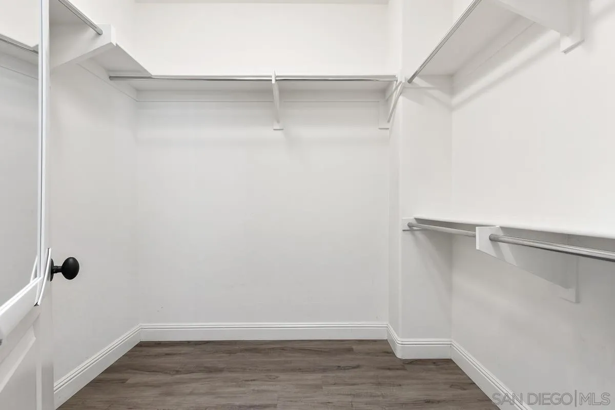 https://cdn.realtyfeed.com/cdn/127/260002798/df9cbeccc05423f0343b62756cf4c57d.webp