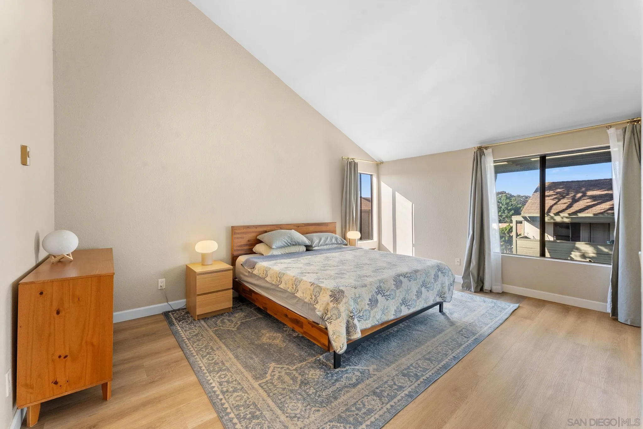 https://cdn.realtyfeed.com/cdn/127/260002799/4081c25d332faf0a4f5934266ba79578.webp